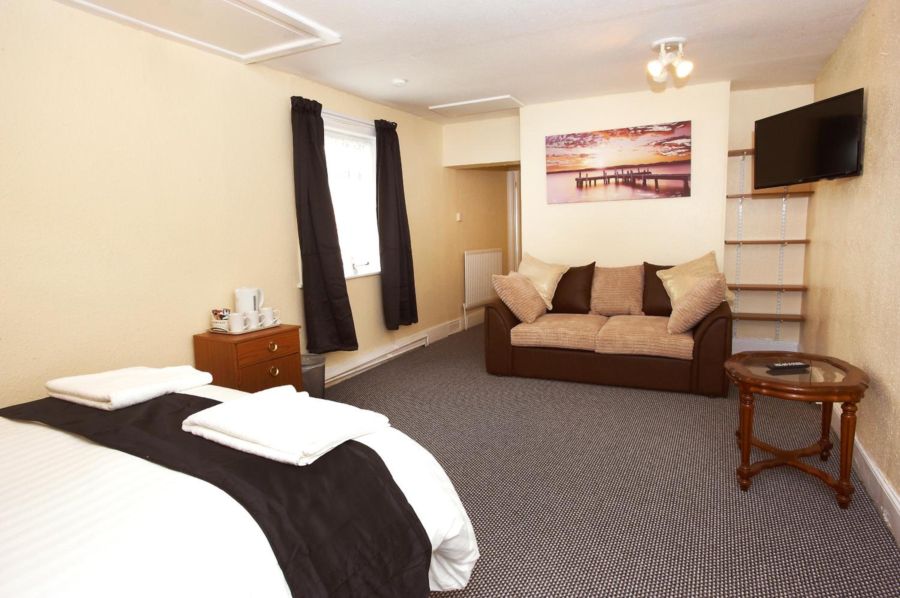 Double Room - Photo 1