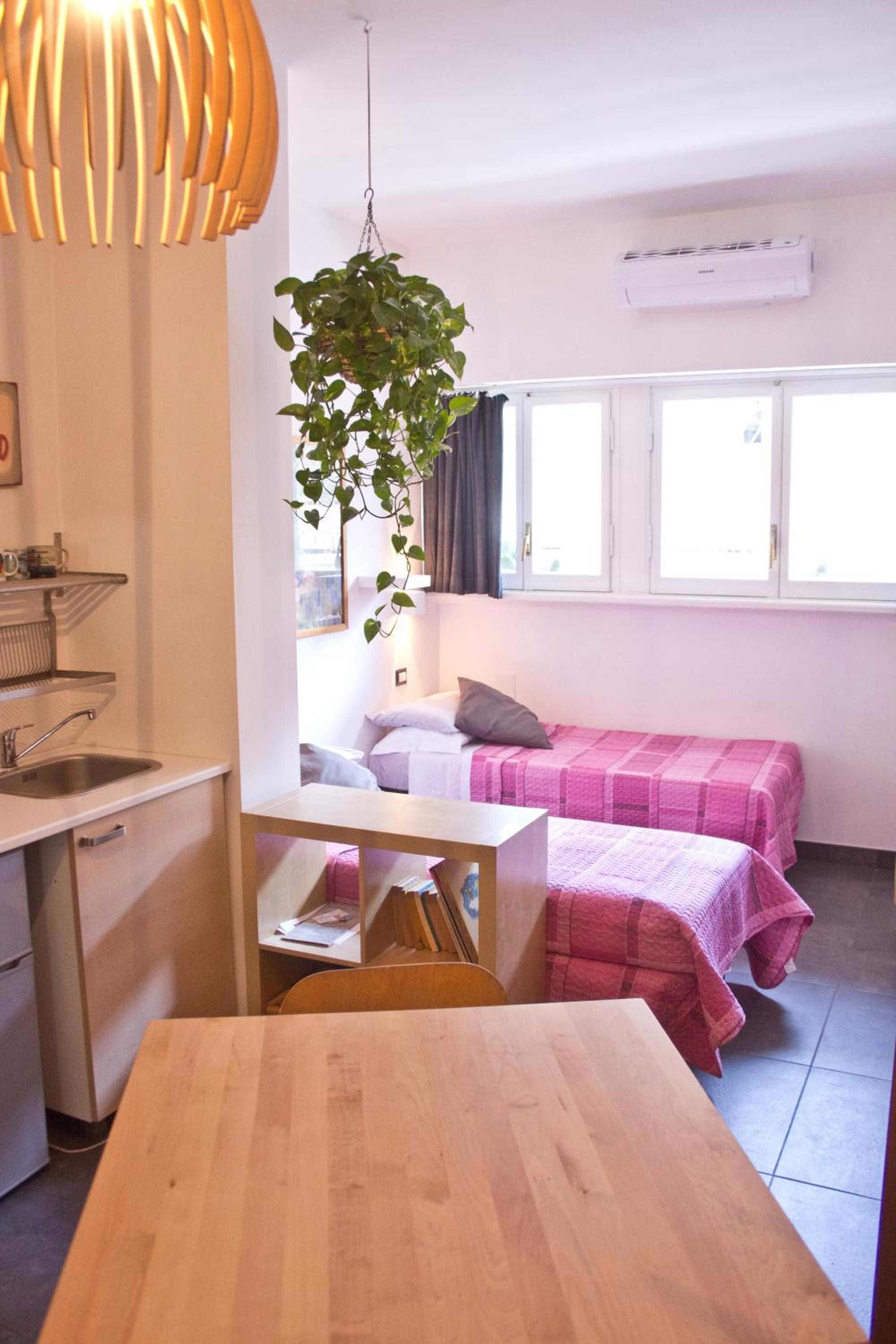 Studio Apartment