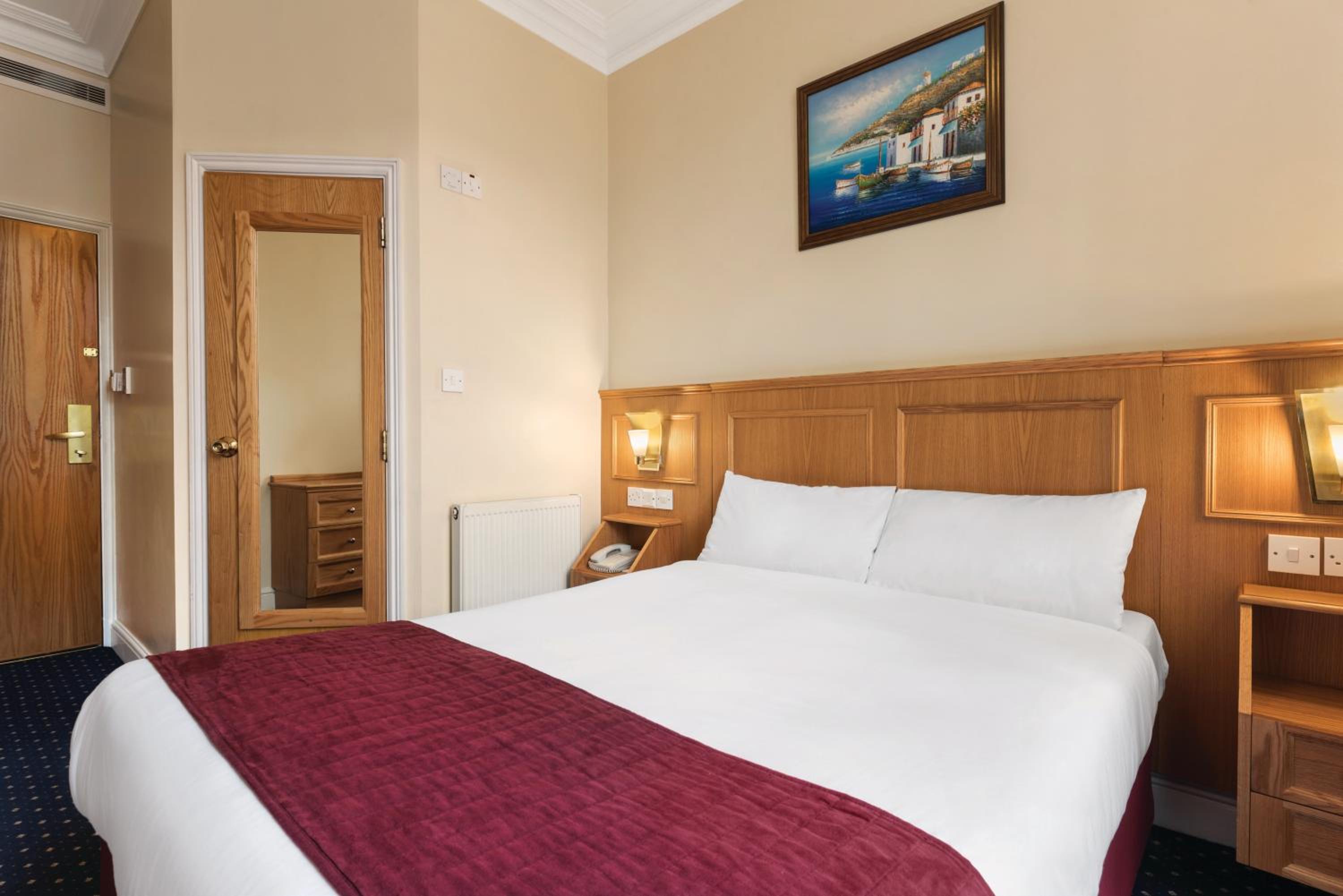 Double Room - Non-Smoking  photo 1