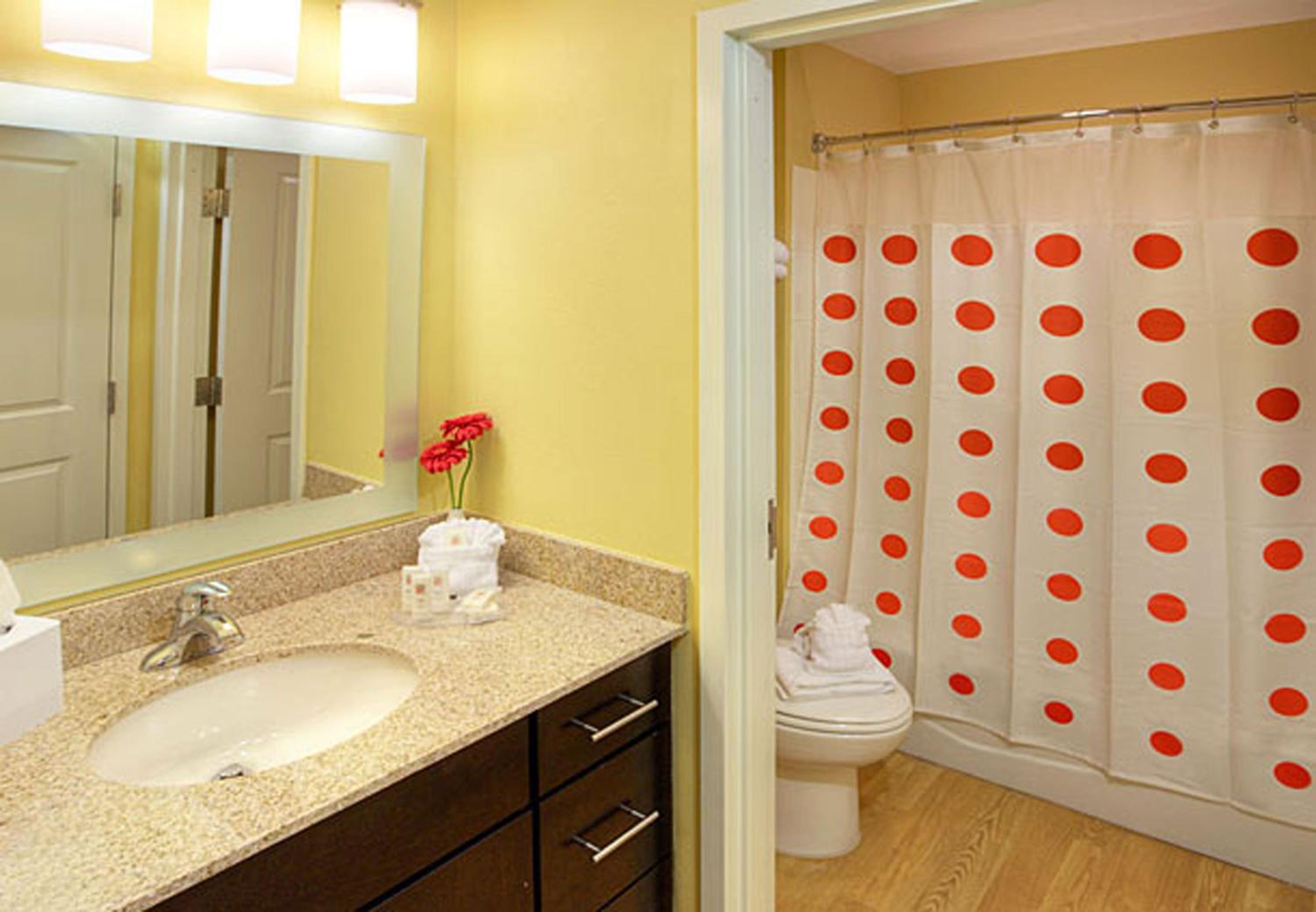 Queen Studio Suite - Non-Smoking - Photo 2