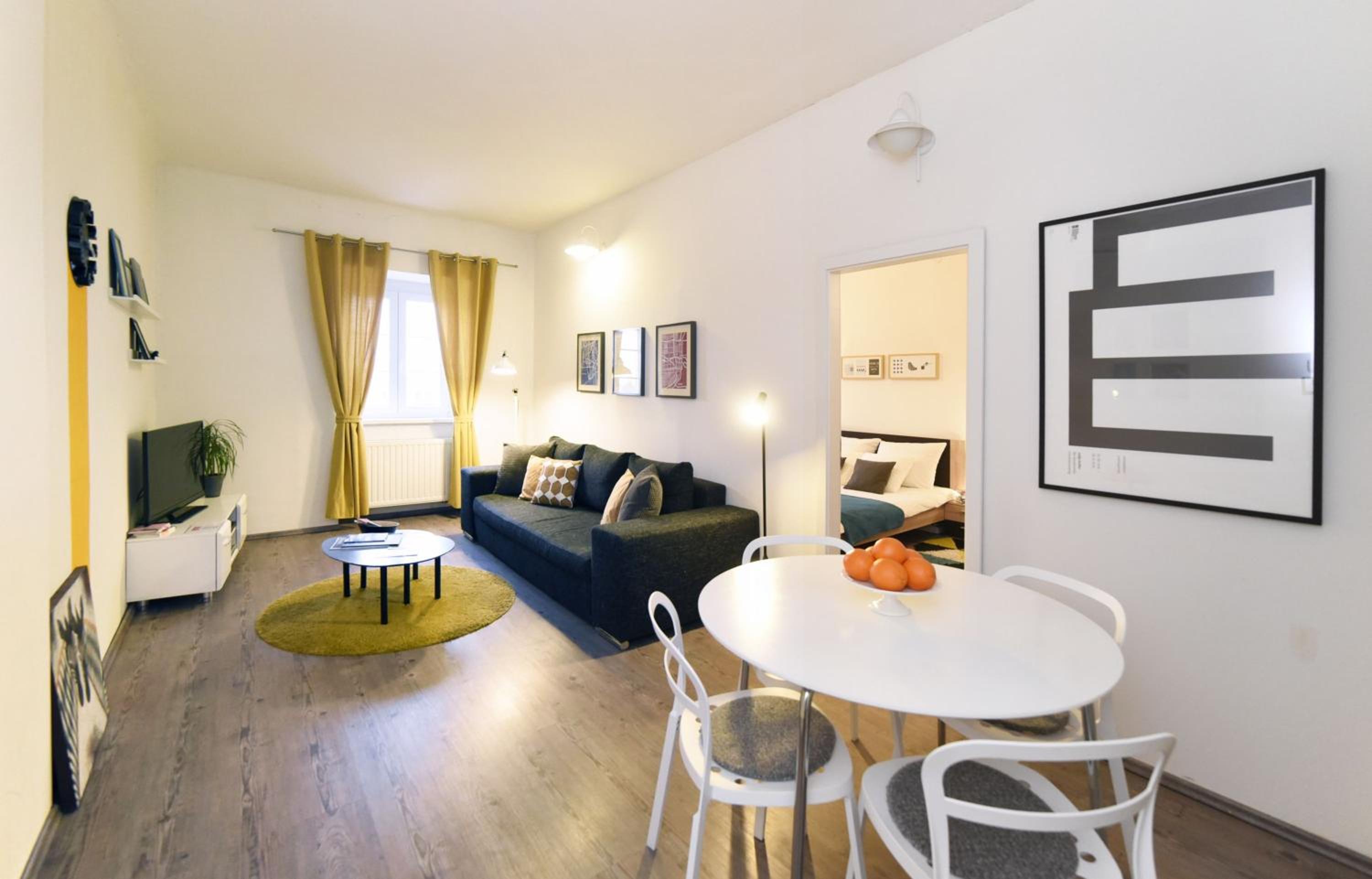 One-Bedroom Apartment