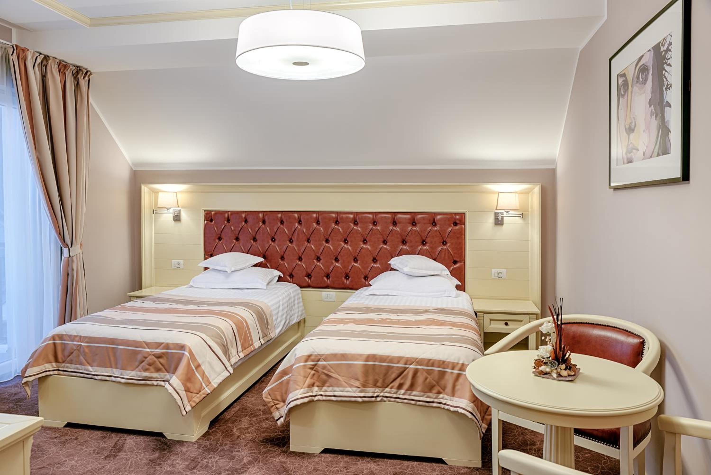 Standard Twin Room photo 2