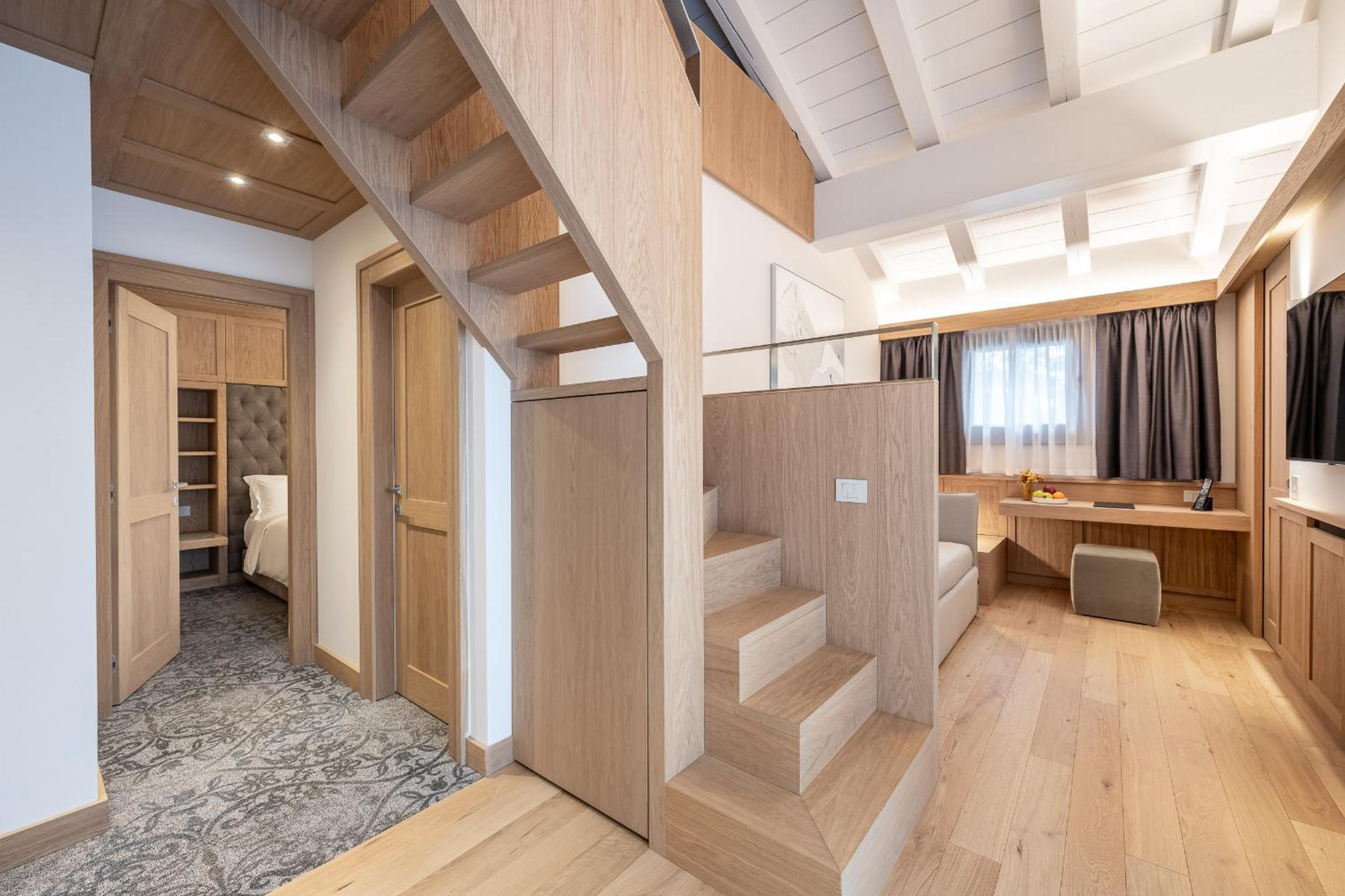 Loft Suite with Balcony - Split Level photo 1