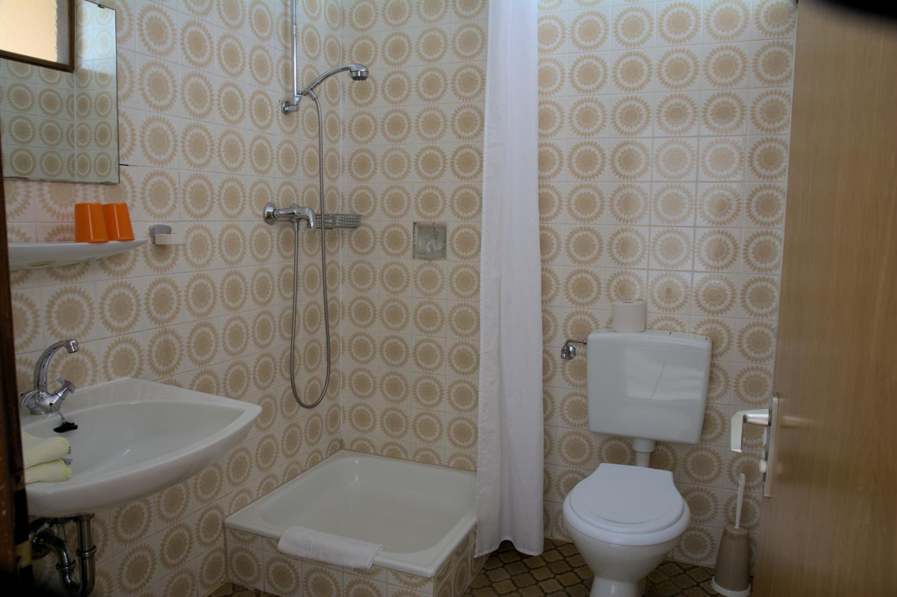 Double Room - Photo 2