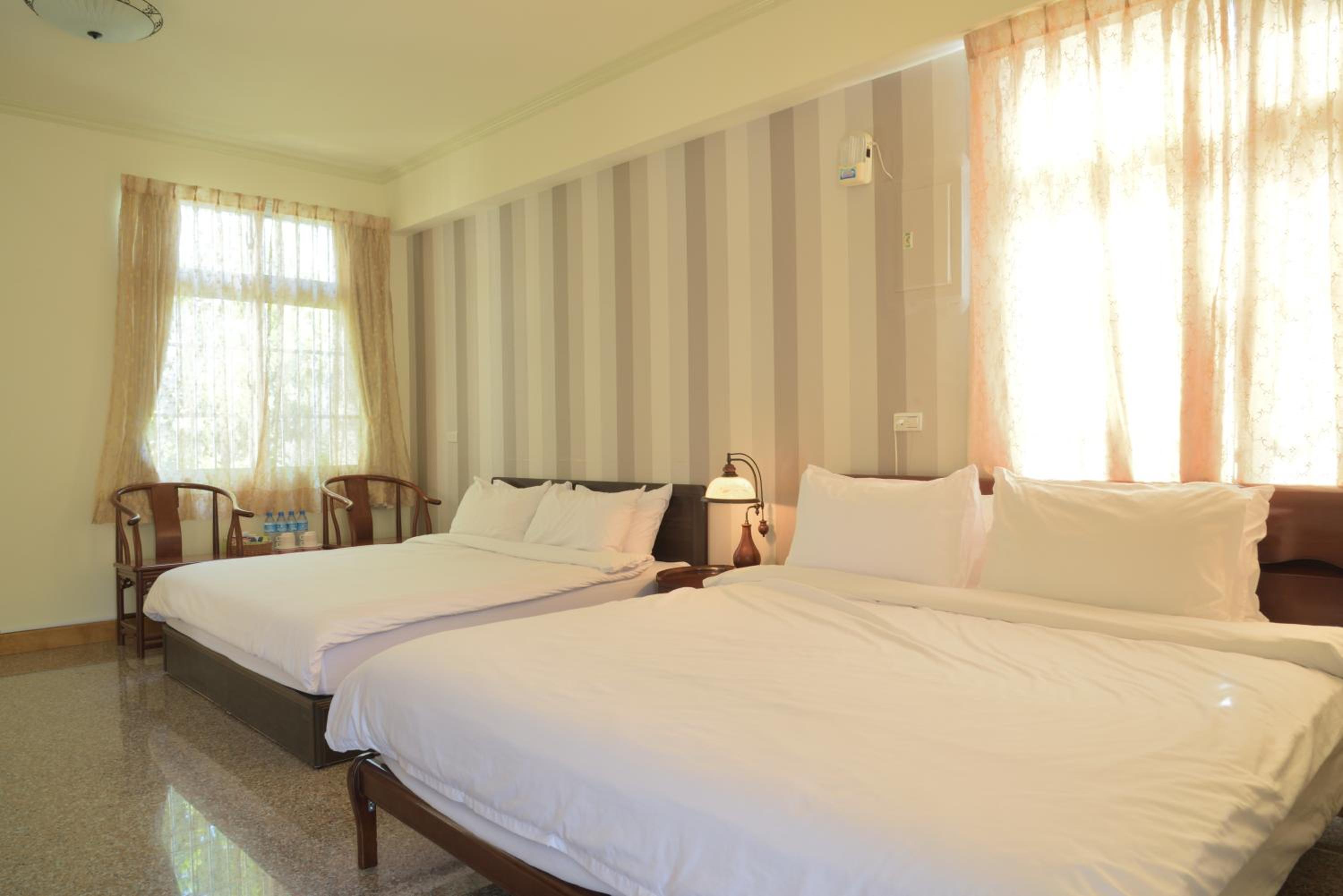 Quadruple Room with Mountain View photo 1