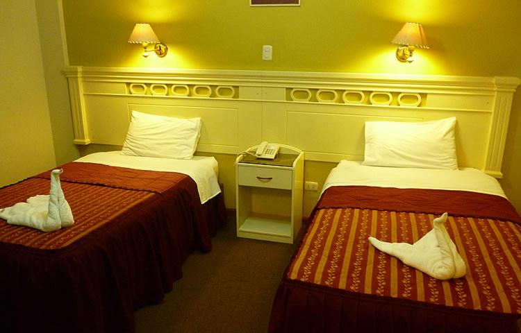 Twin Room with Bathroom photo 1