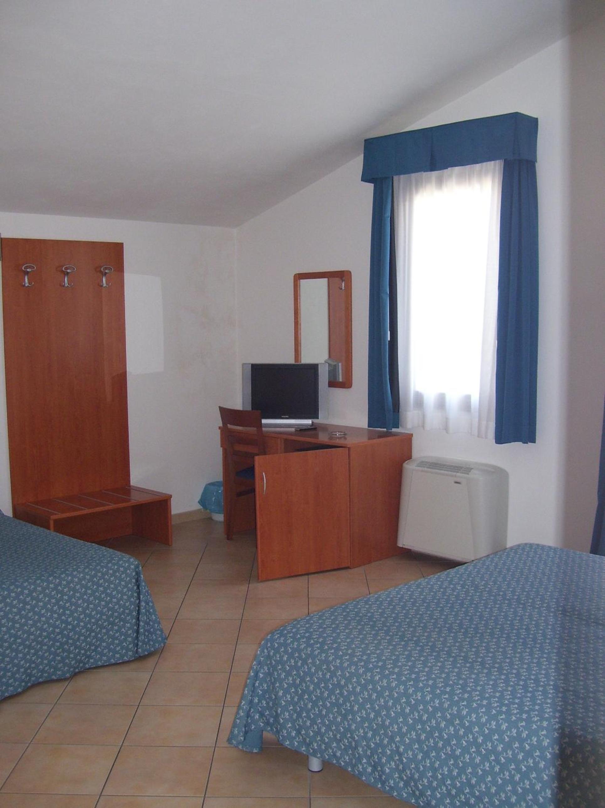 Quadruple Room photo 2