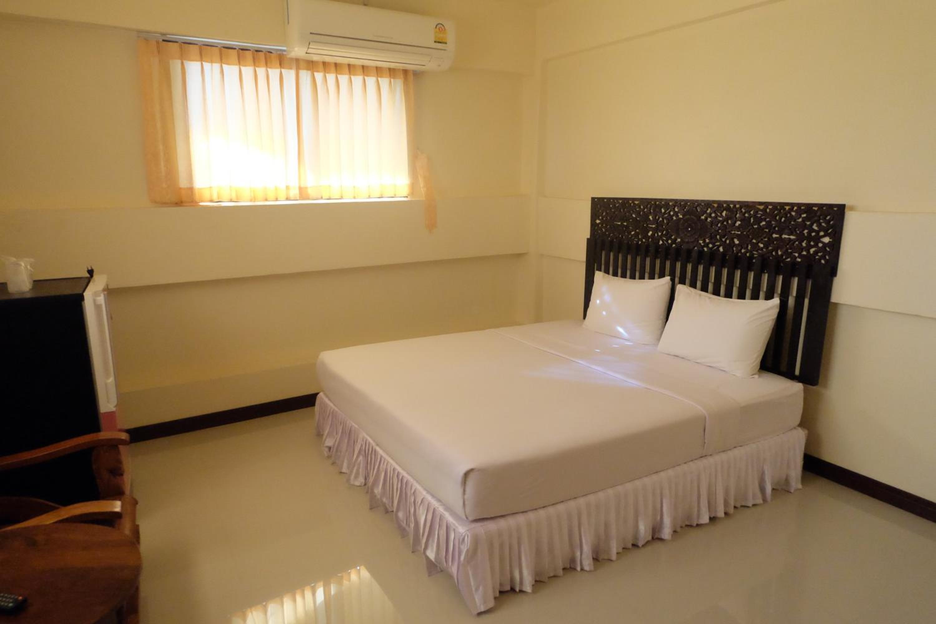 Standard Double Room - Photo 5