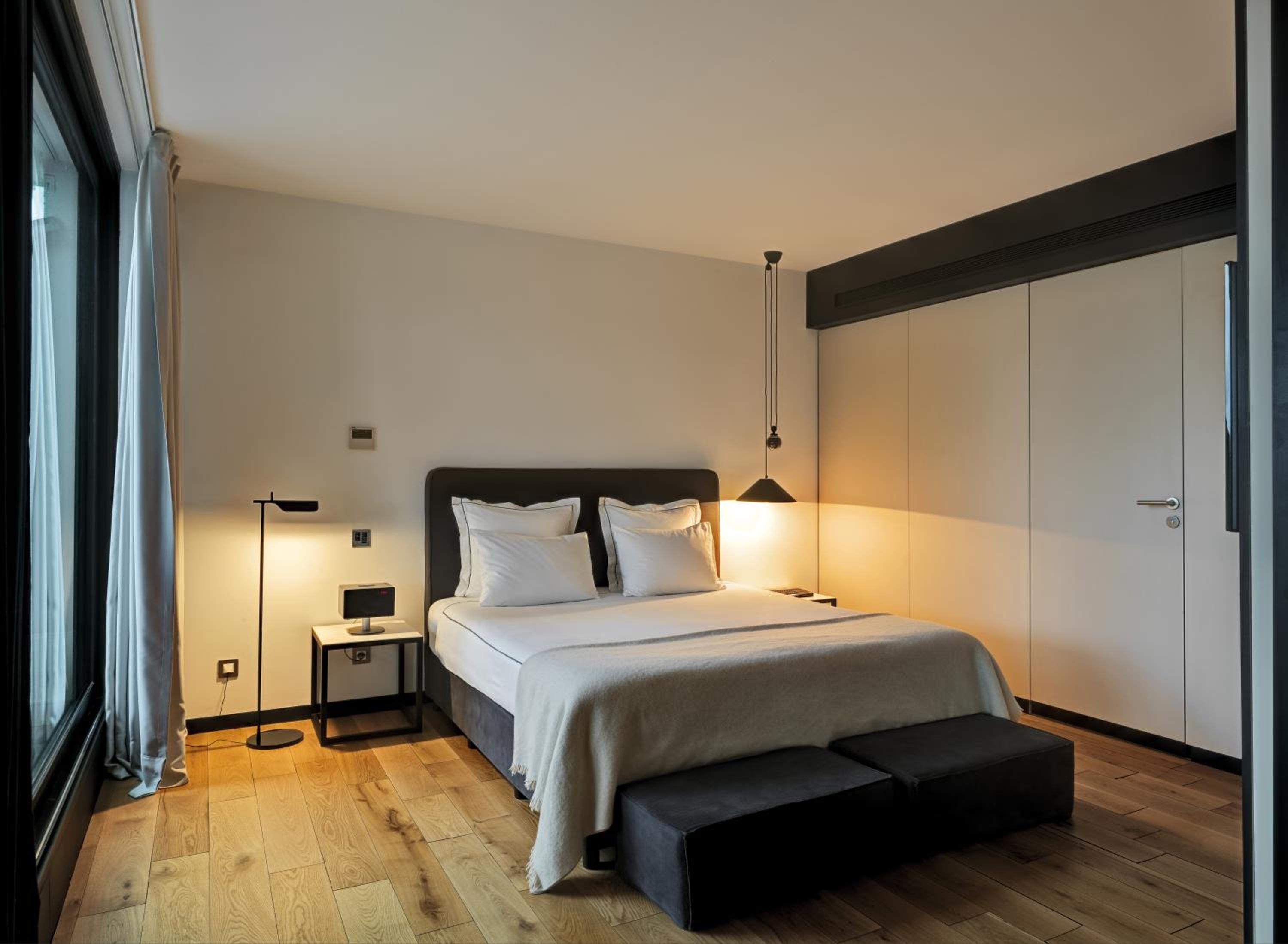 One-Bedroom Suite photo 3