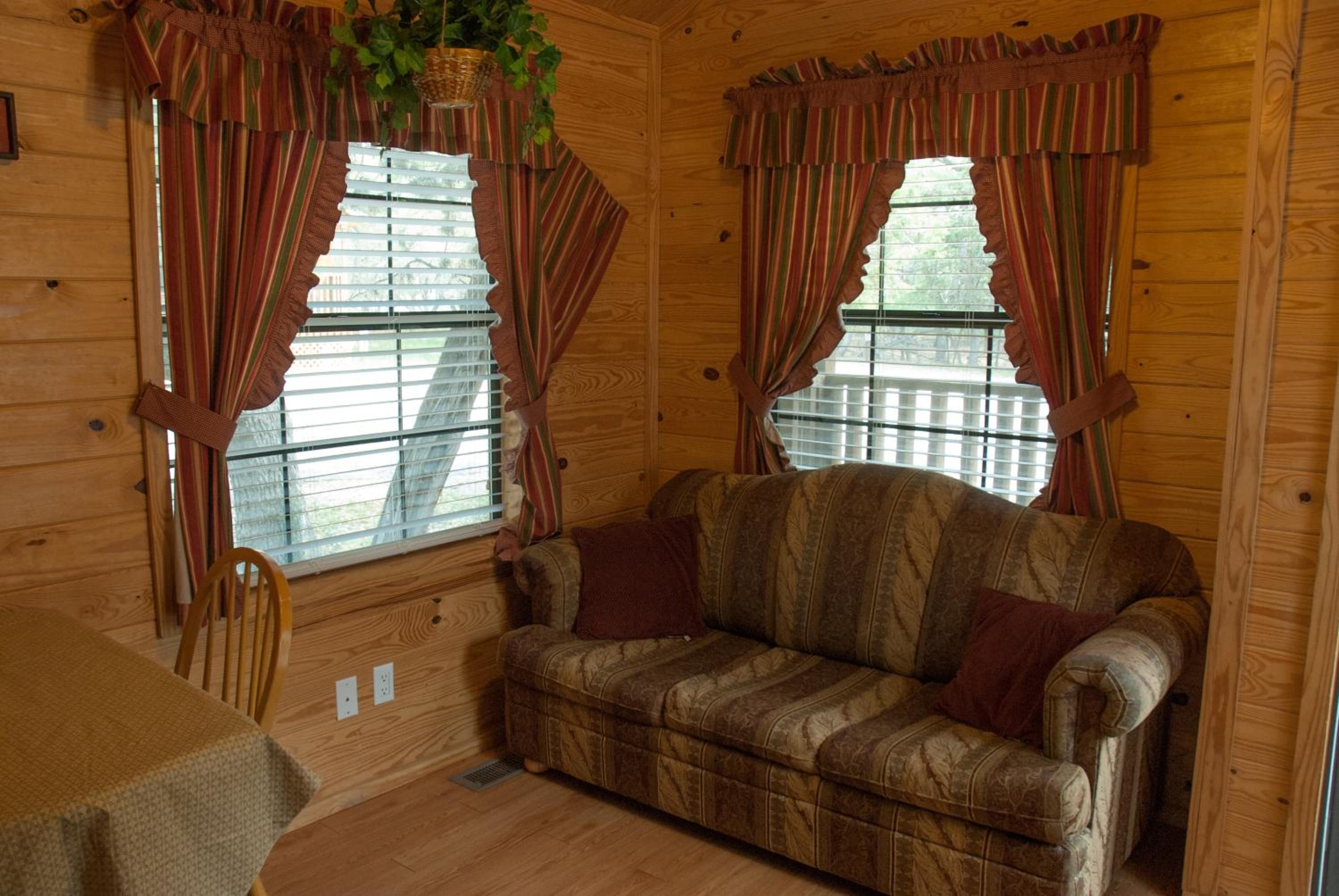One-Bedroom Cabin