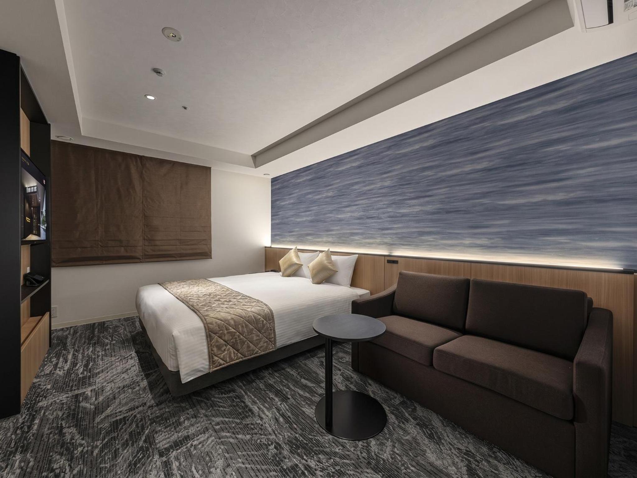 King Hollywood Twin Room with Access to Private Bath/Sauna (90 Min, Advance Request Required)