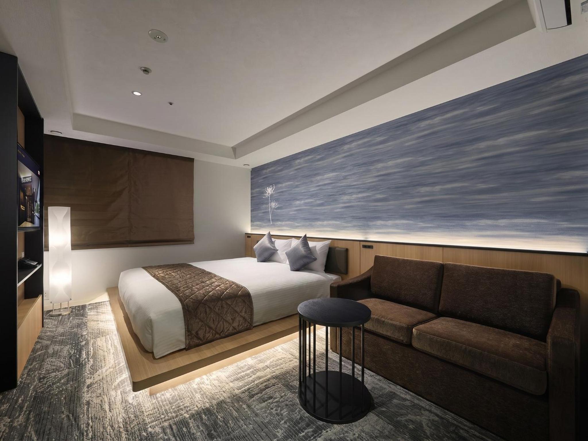 Designer Moderate Hollywood Twin Room