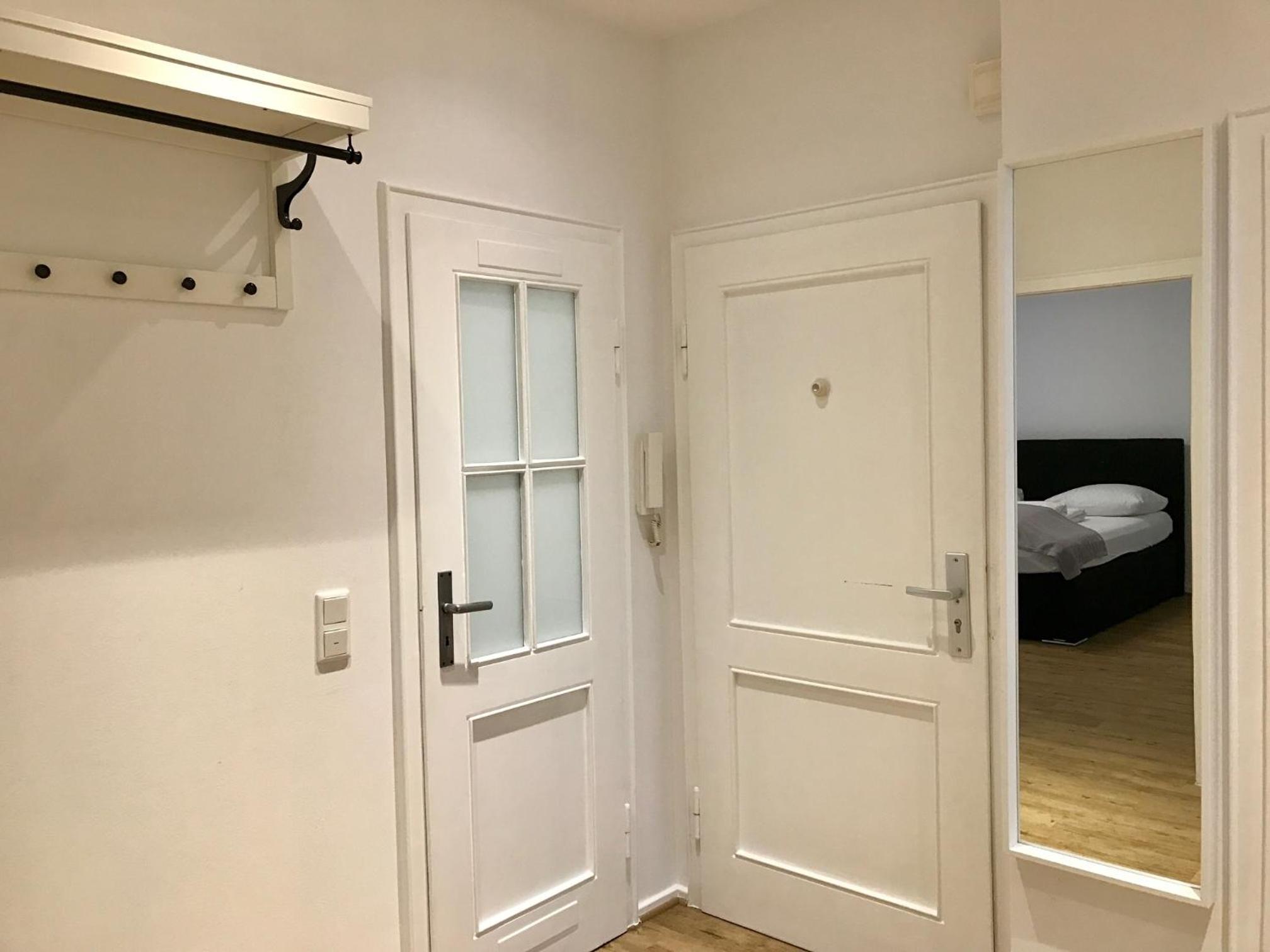 Three-Bedroom Apartment No Rhine River View  - Photo 1
