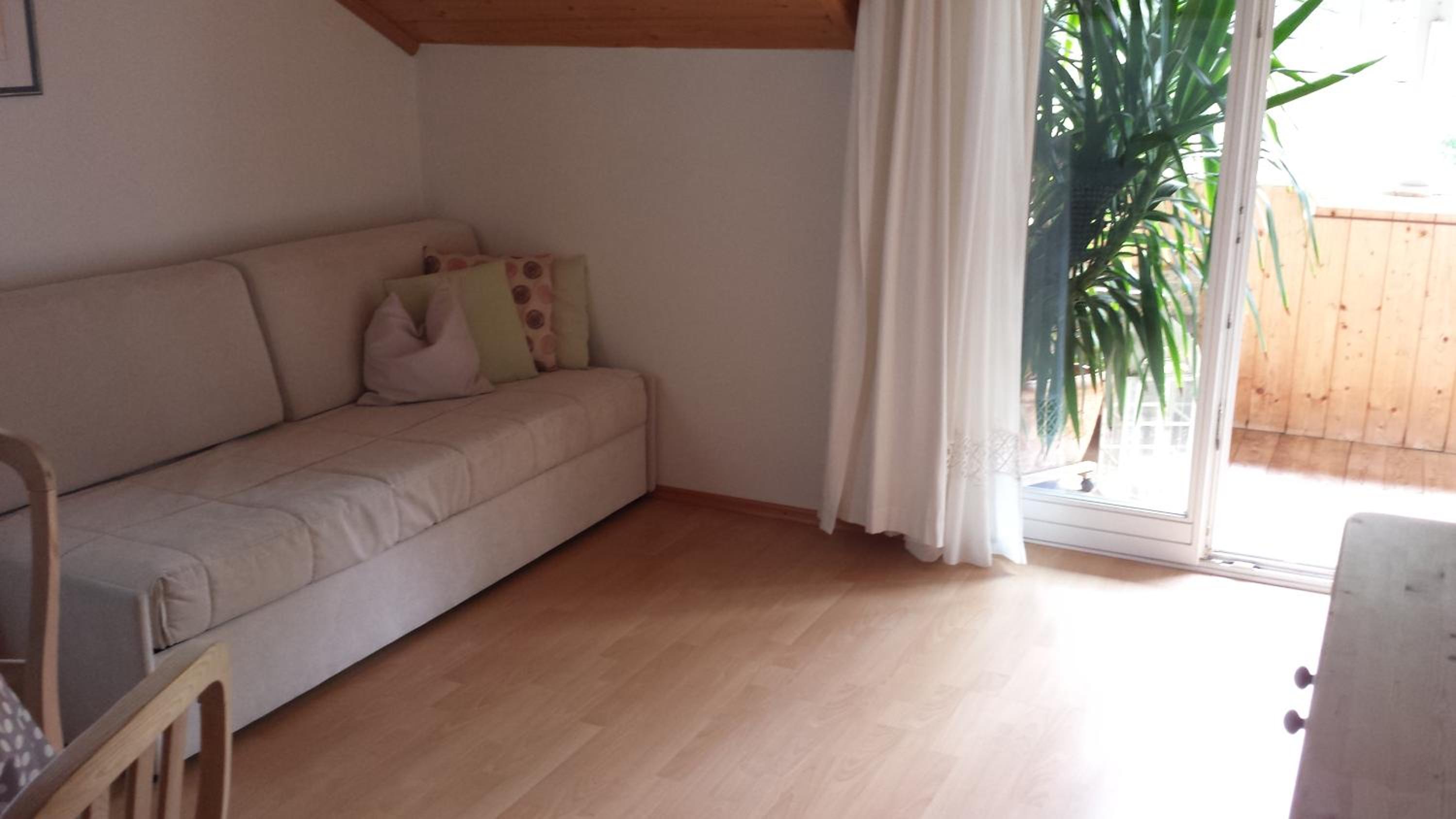 Apartment with Balcony - Photo 33