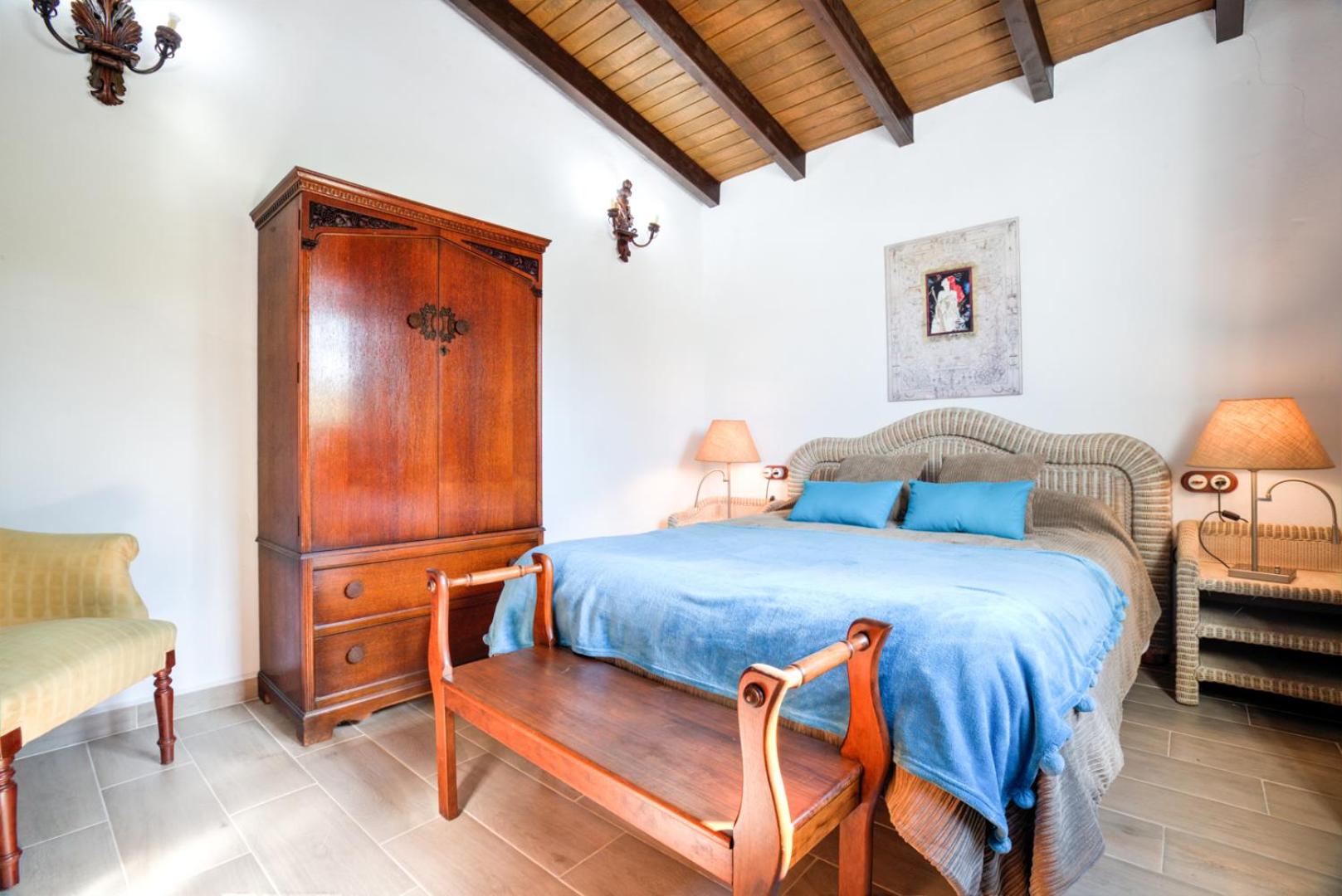 Casa de cuatro habitaciones