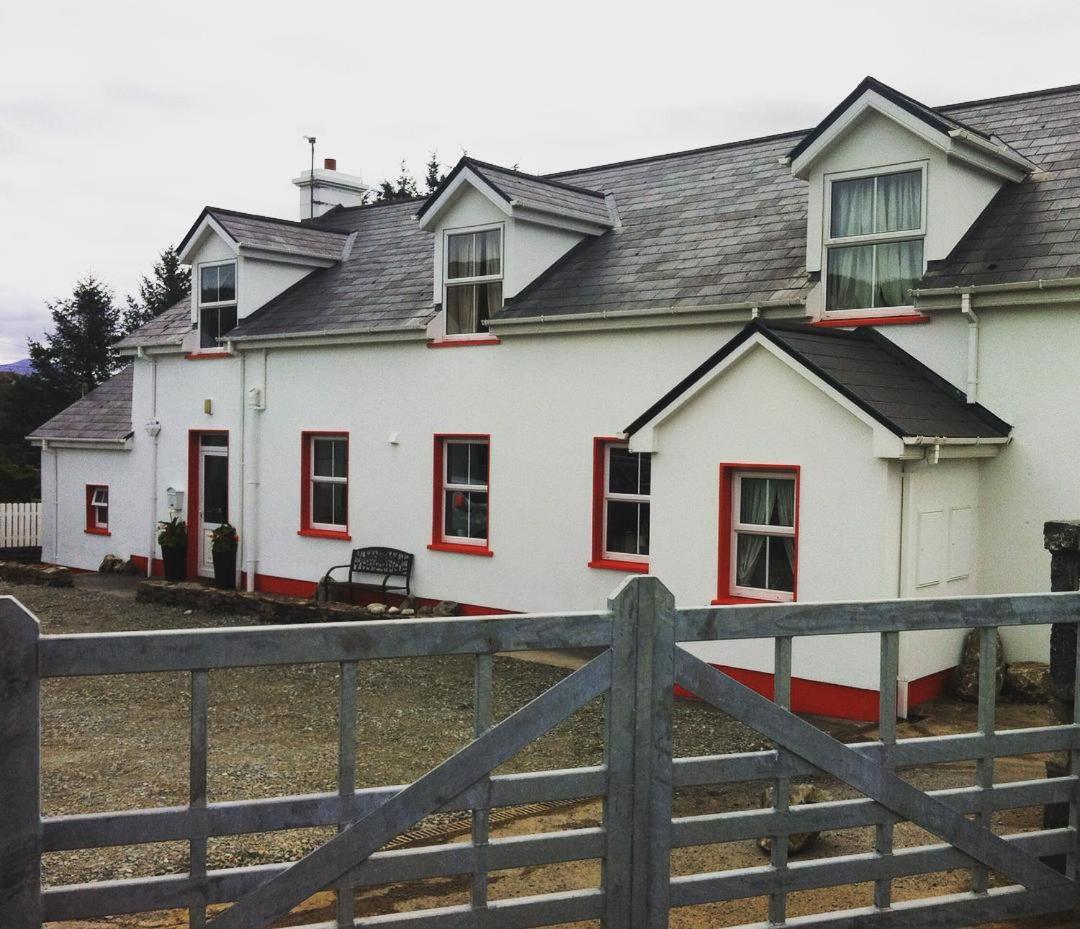 Two-Bedroom House - Photo 16