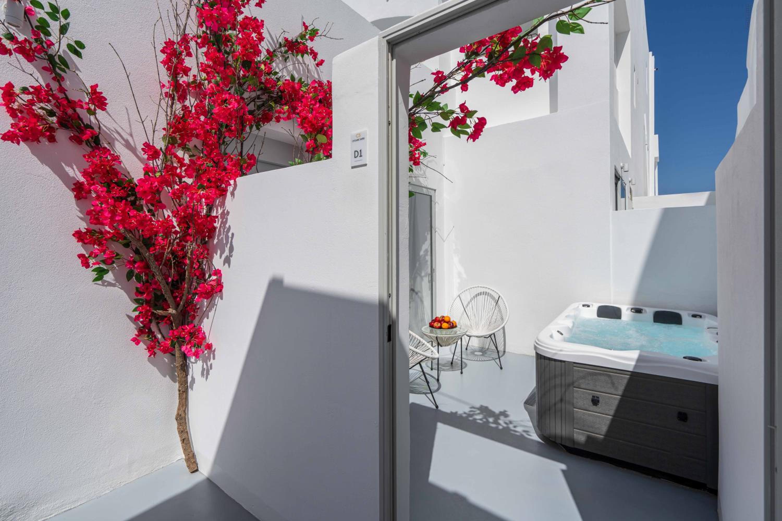 Cave Suite with Private Jacuzzi & Private Steam Room