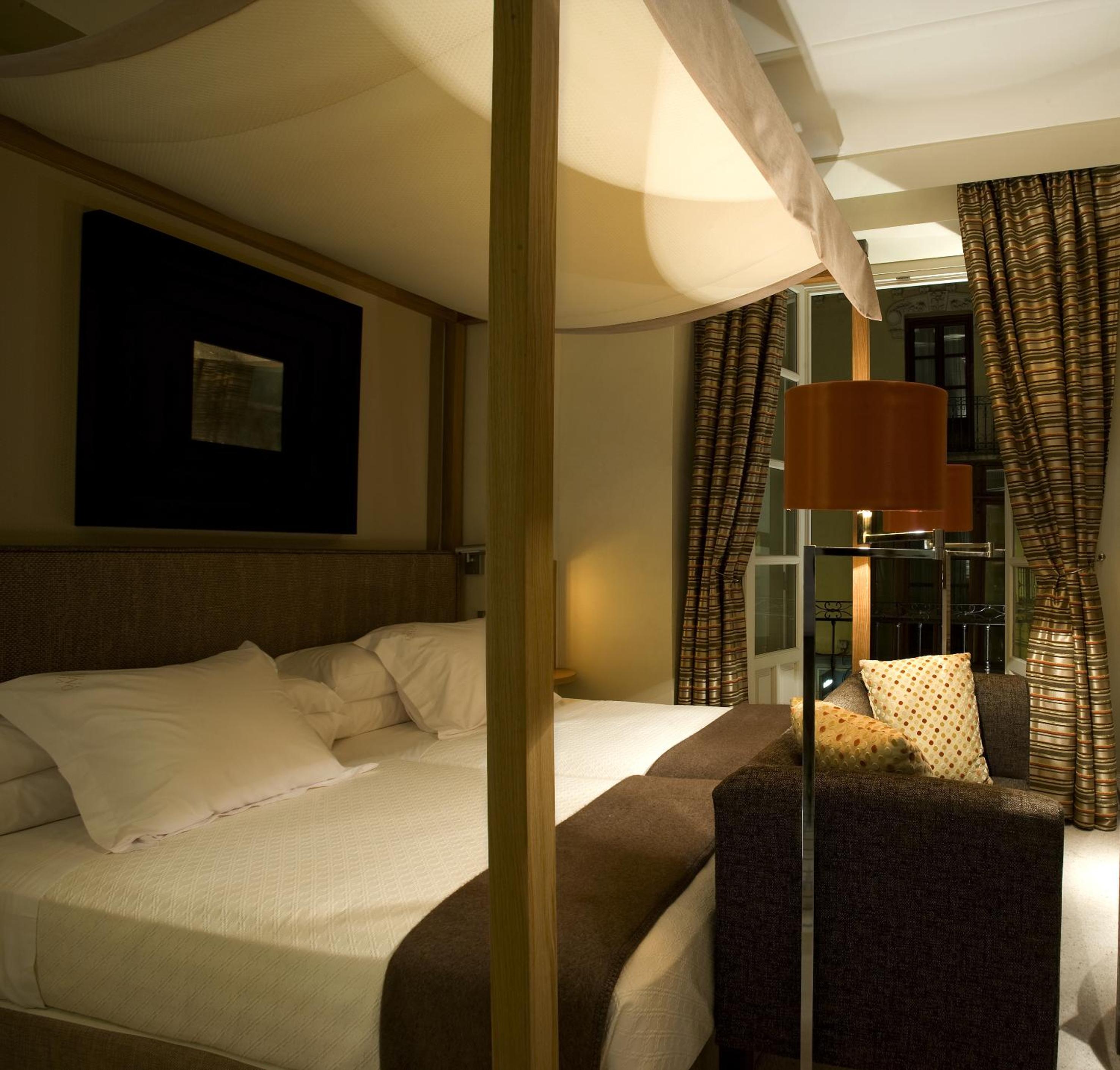 Superior Double or Twin Room photo 2