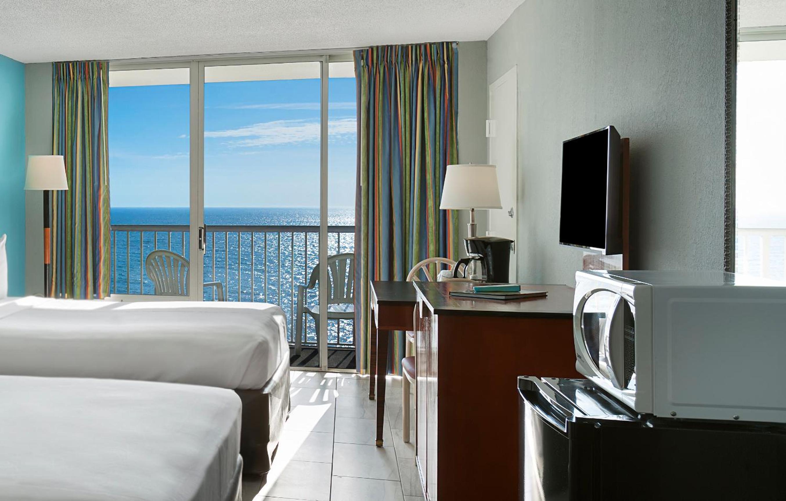 Oceanfront Room with Two Queen Beds photo 2