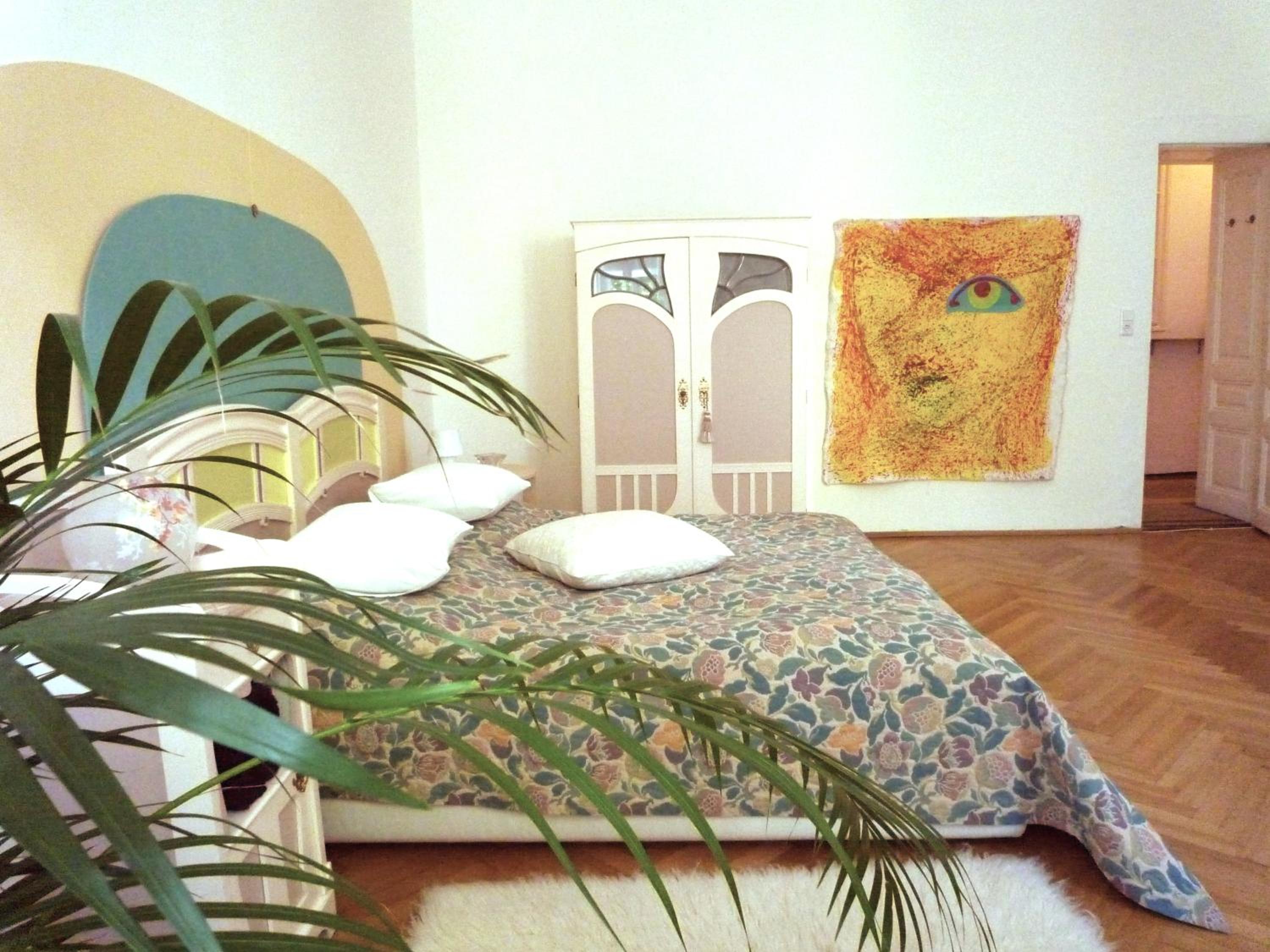 Apartment with Balcony photo 1