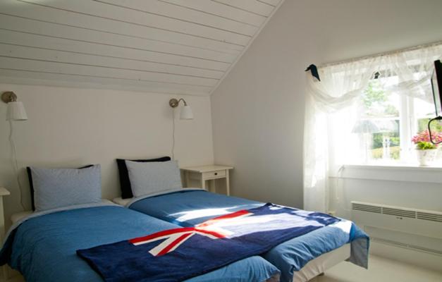 Twin Room - Photo 13