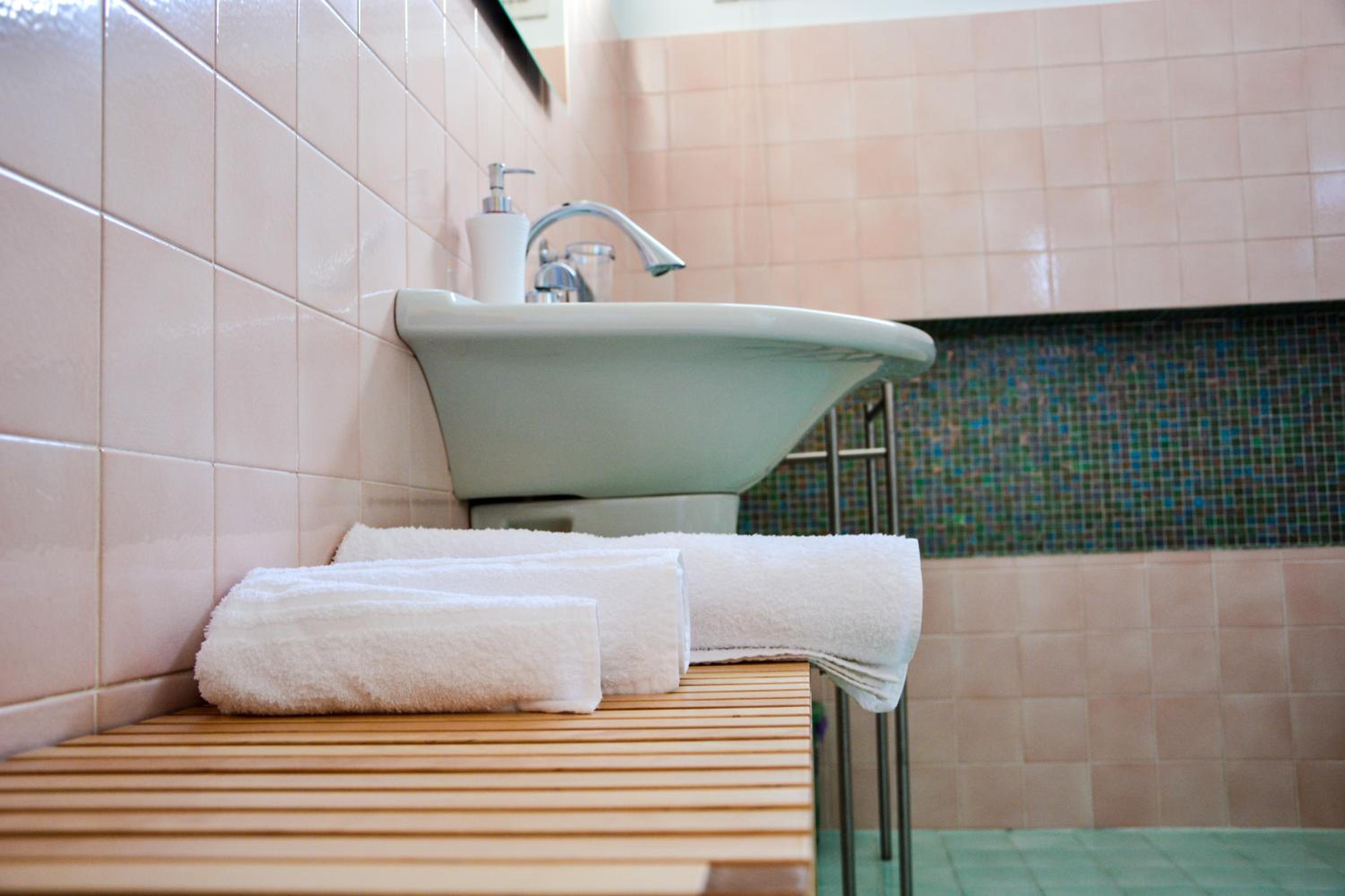 Double Room with Private External Bathroom photo 3