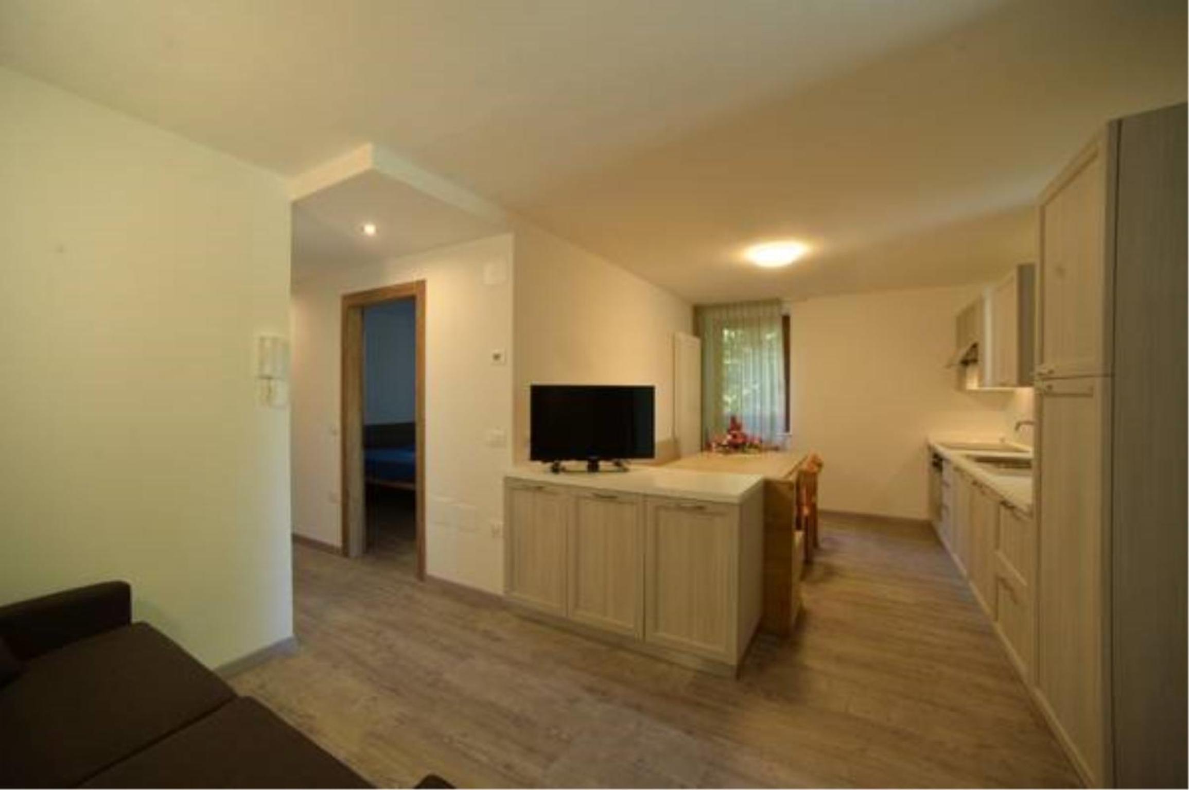 Two-Bedroom Apartment with Two Bathrooms photo 3