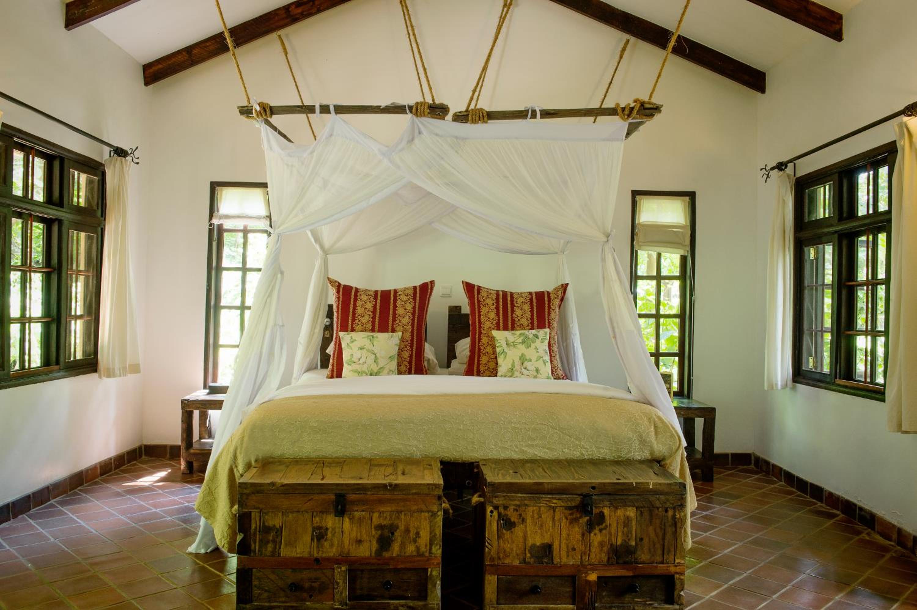Double or Twin Room - Photo 5