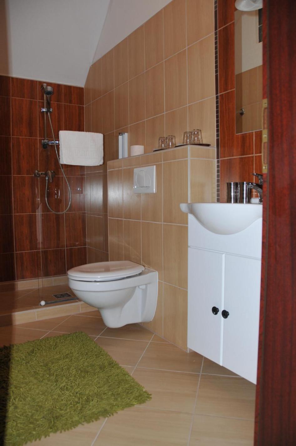 Suite (4 Adults) photo 3