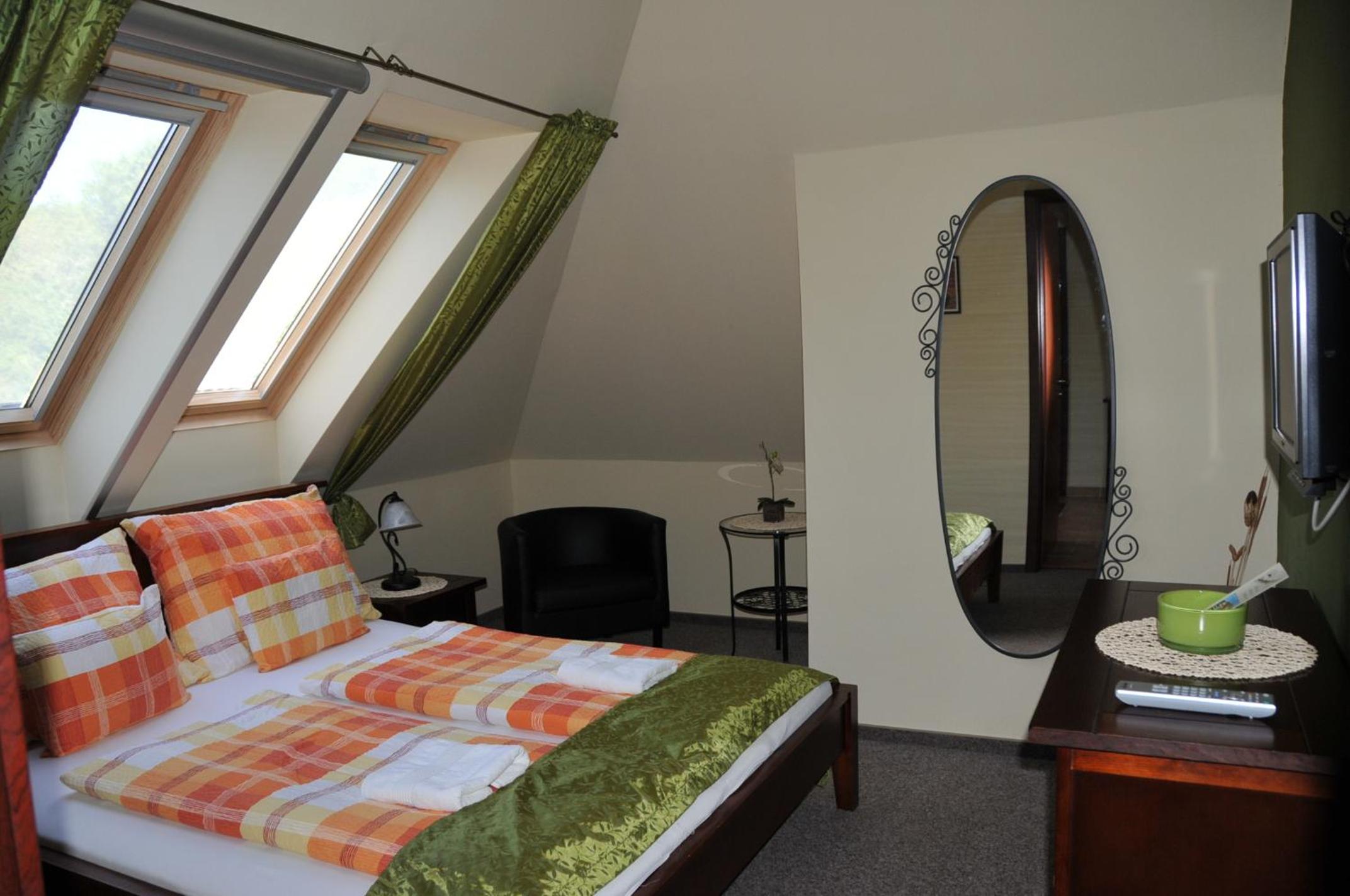 Suite (4 Adults) photo 1