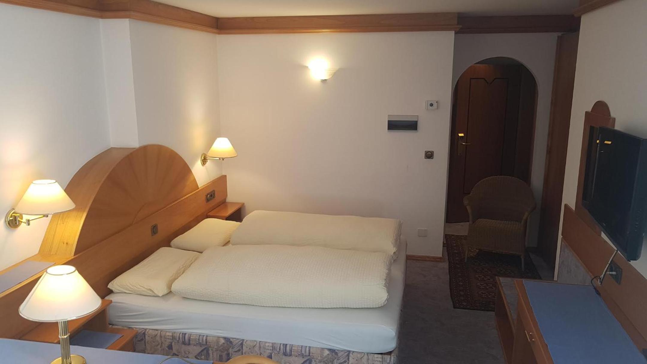 Triple Room with Private Bathroom