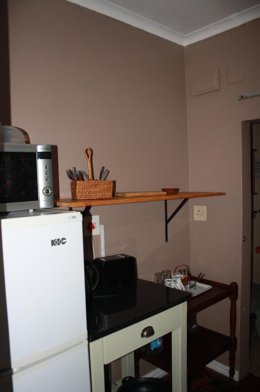 Twin/Double Room photo 3