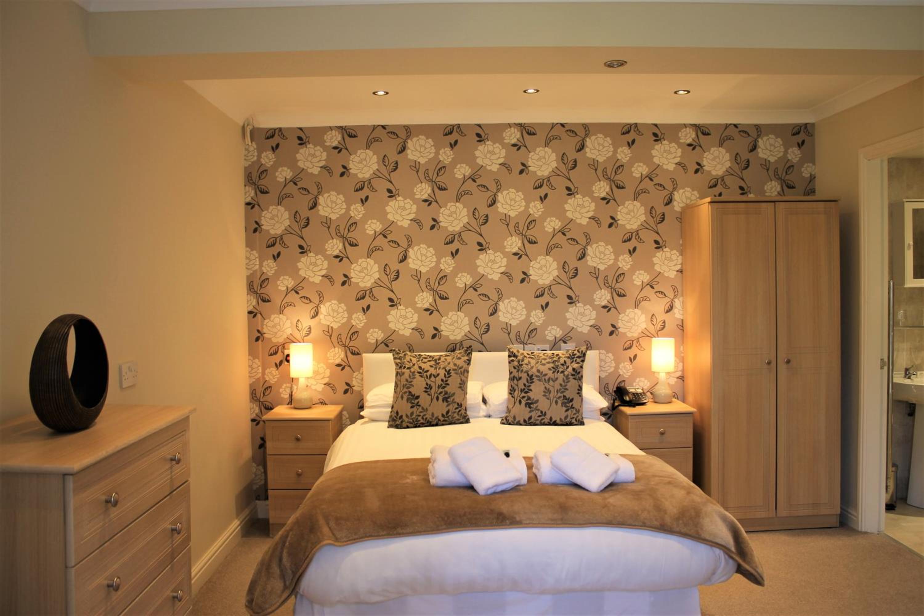 Triple Room - Accessible Room- Annex - Photo 1