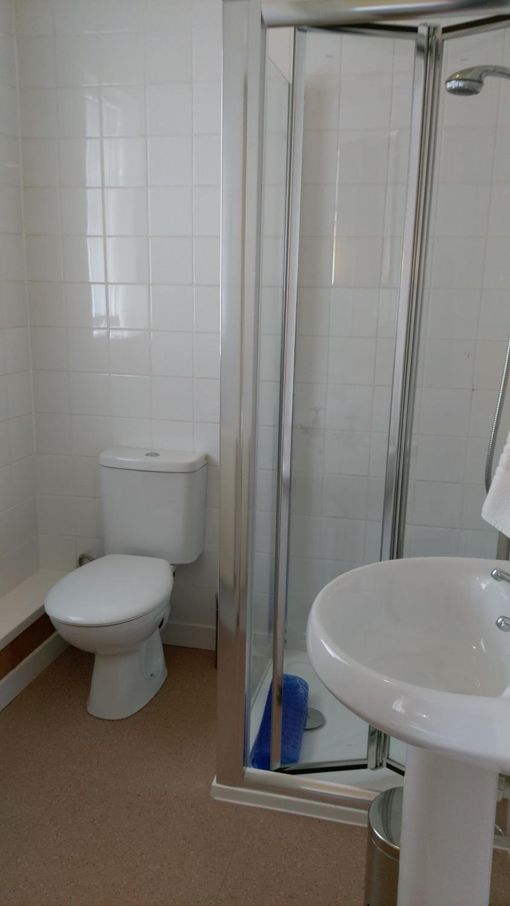 Single Room photo 3