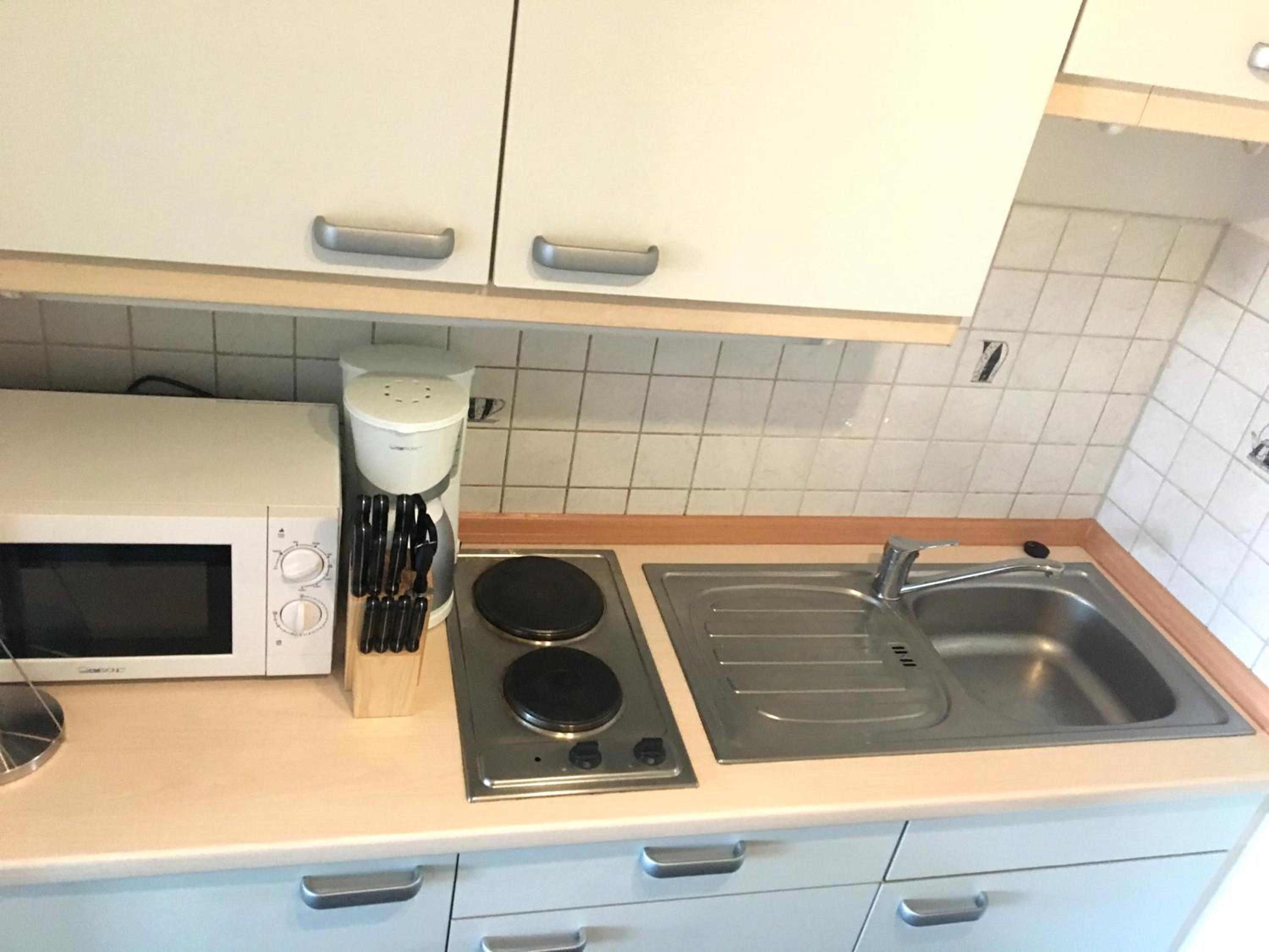 One-Bedroom Apartment - Photo 25