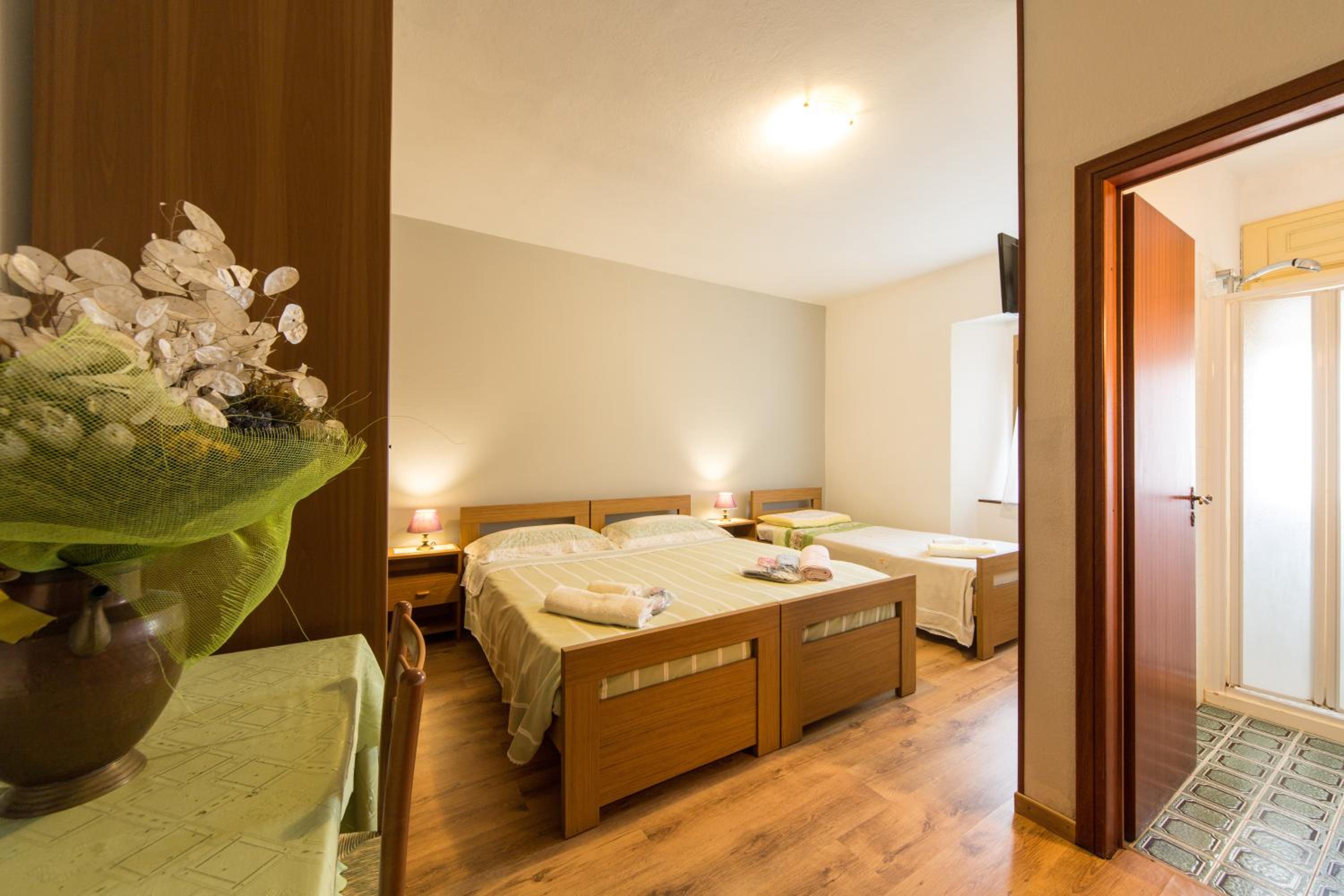 Quadruple Room photo 1