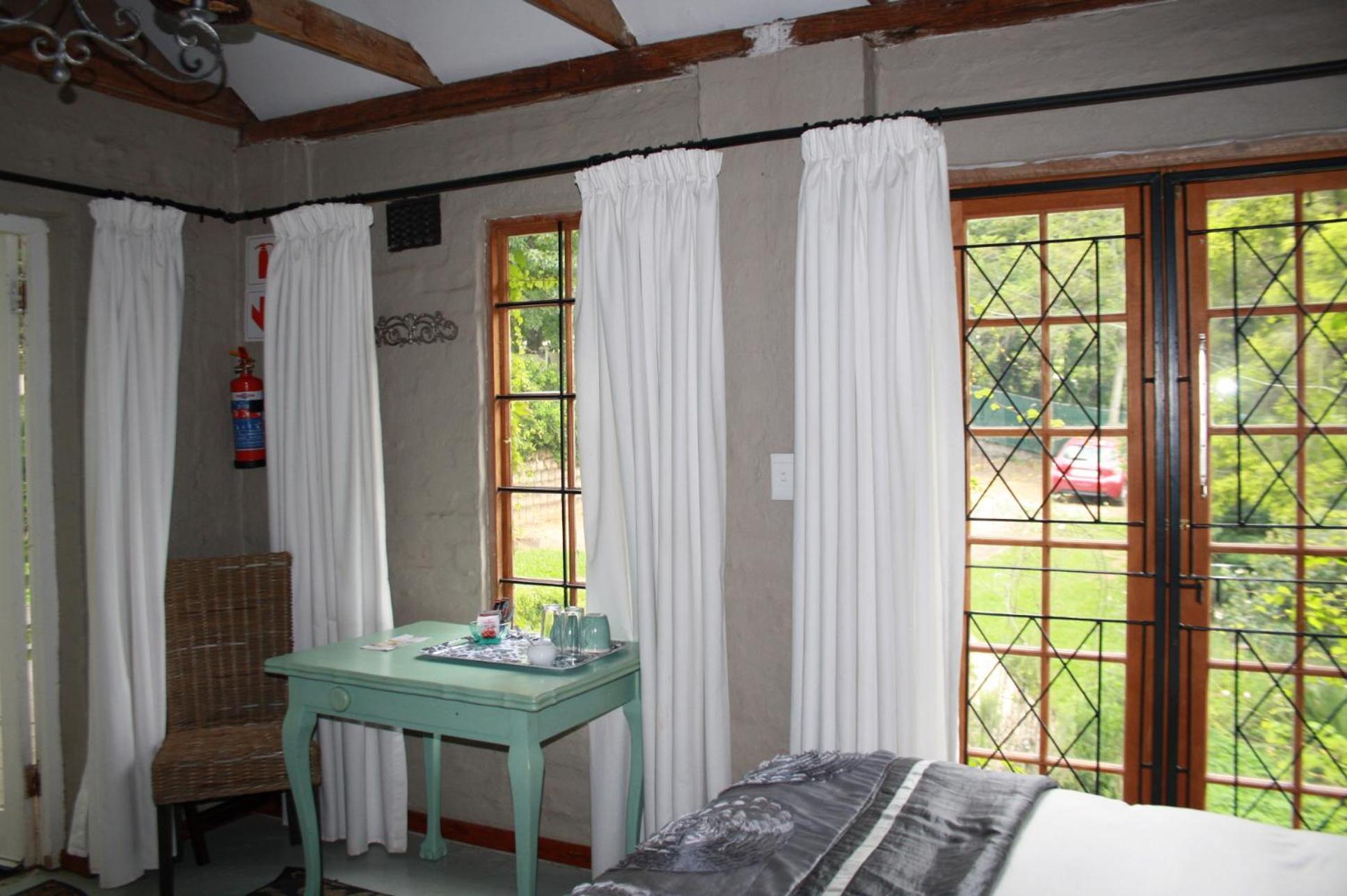 Twin/Double Room photo 3