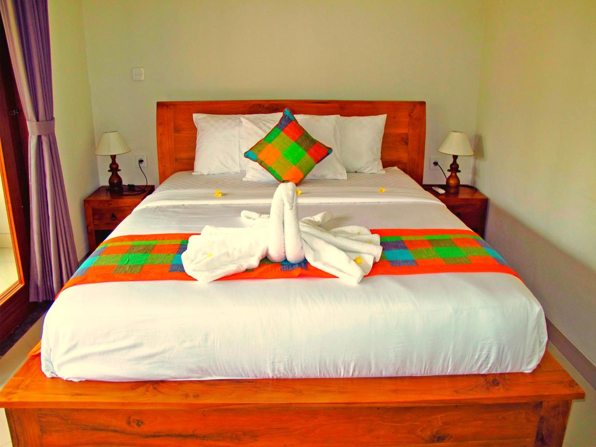 Double Room with Private Bathroom - Photo 15