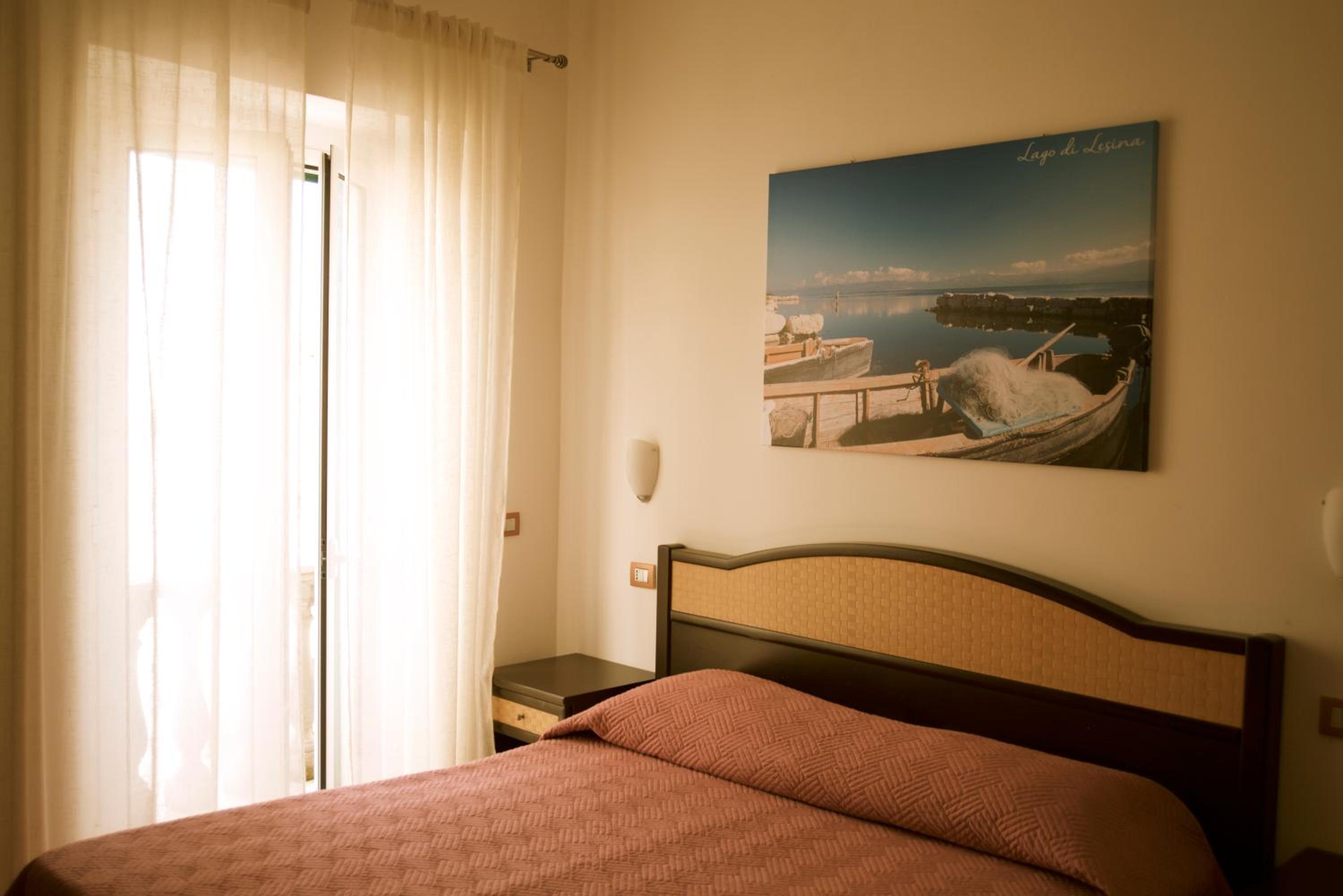 Double Room - Photo 19