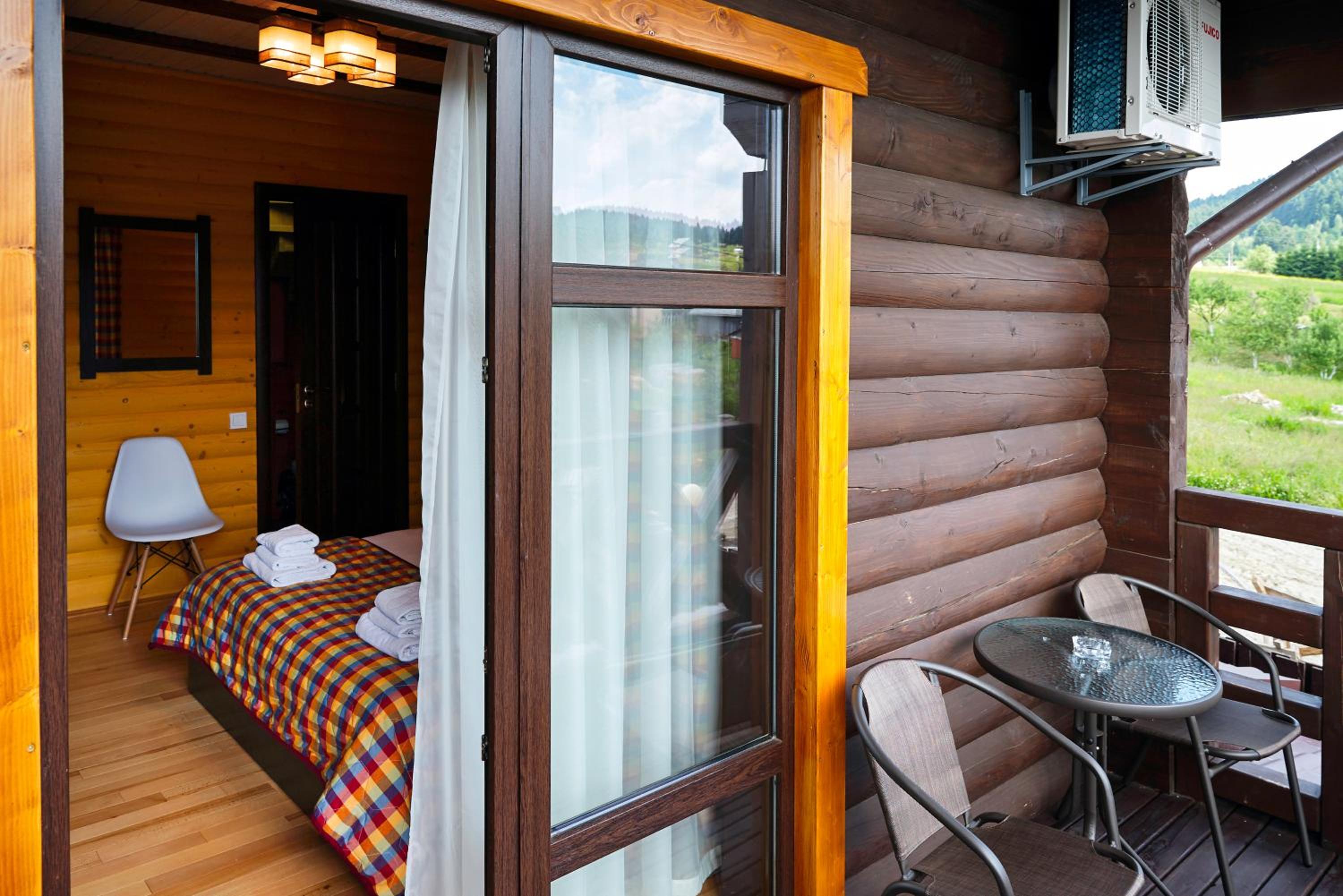 Double Room with Balcony photo 3
