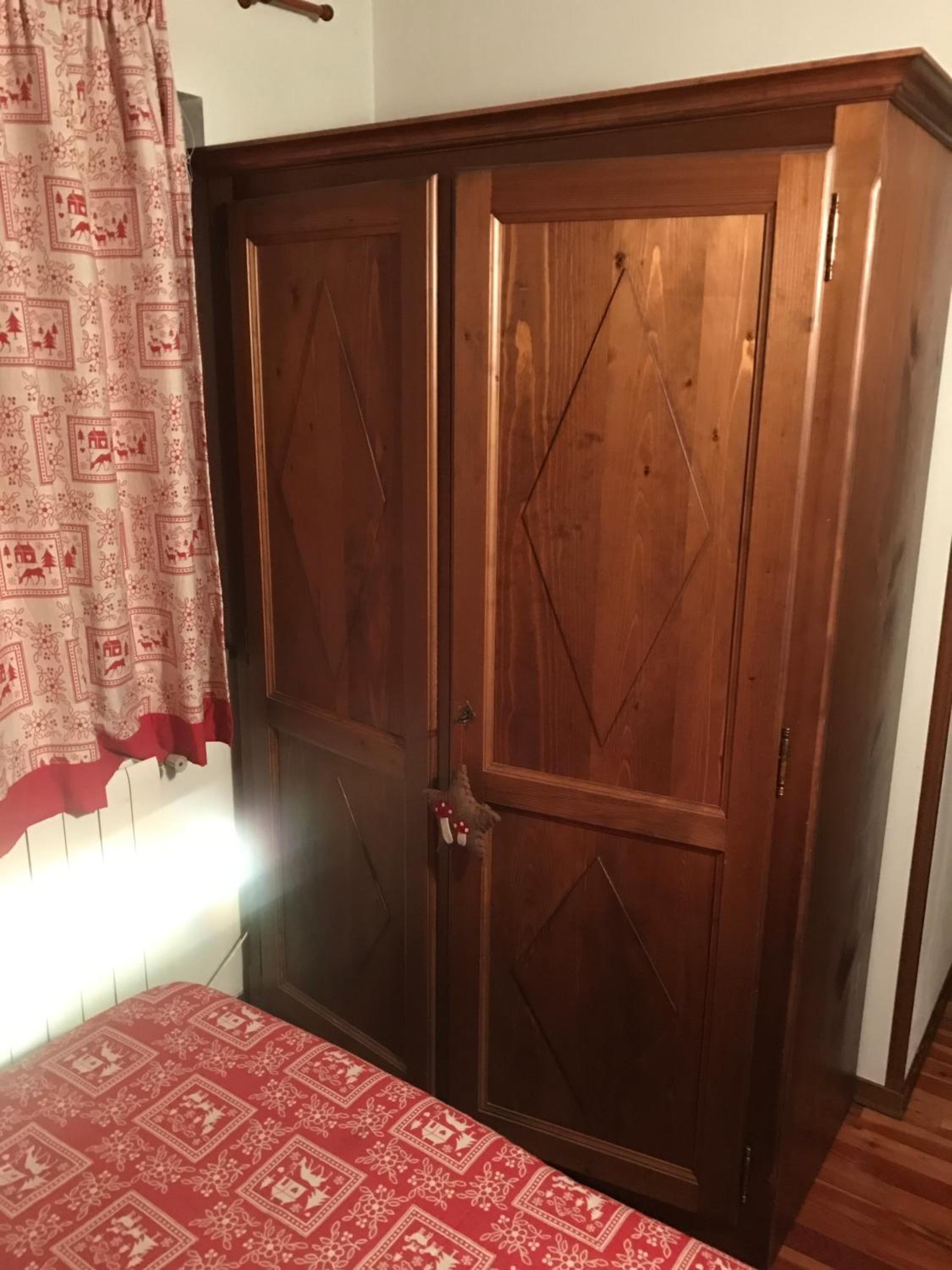 Double Room with Shared Bathroom photo 2