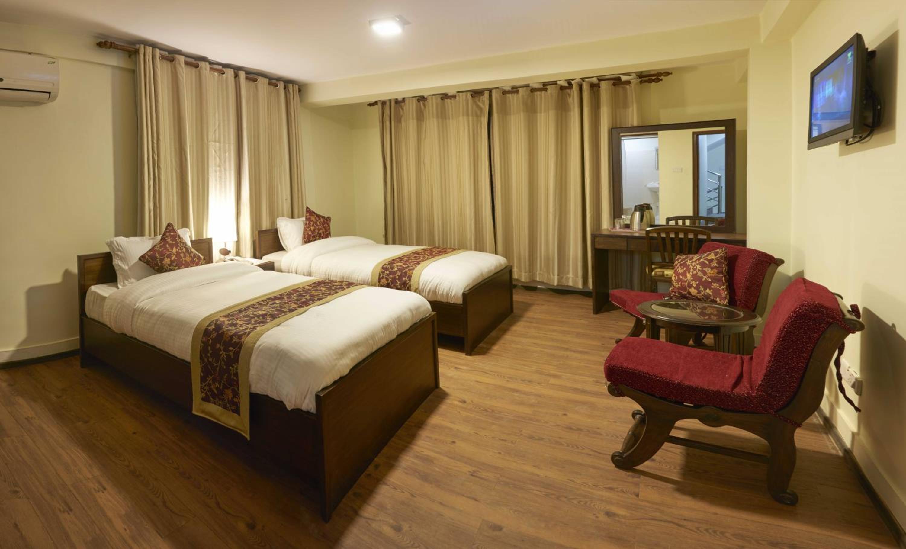 Super Deluxe Twin Room with Complimentary Airport Pickup for International Arrival