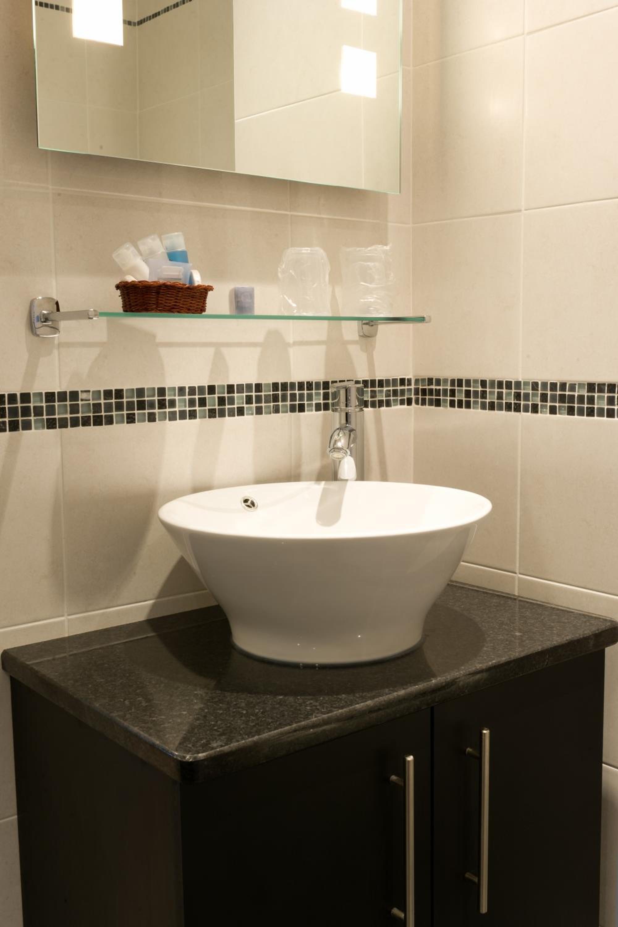 Large Superior Double Room  - Photo 5