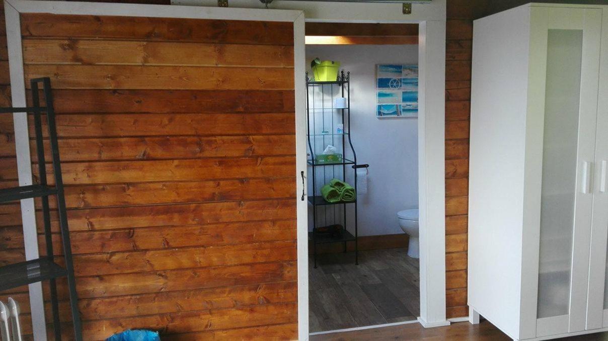Cottage with Garden View - Photo 15