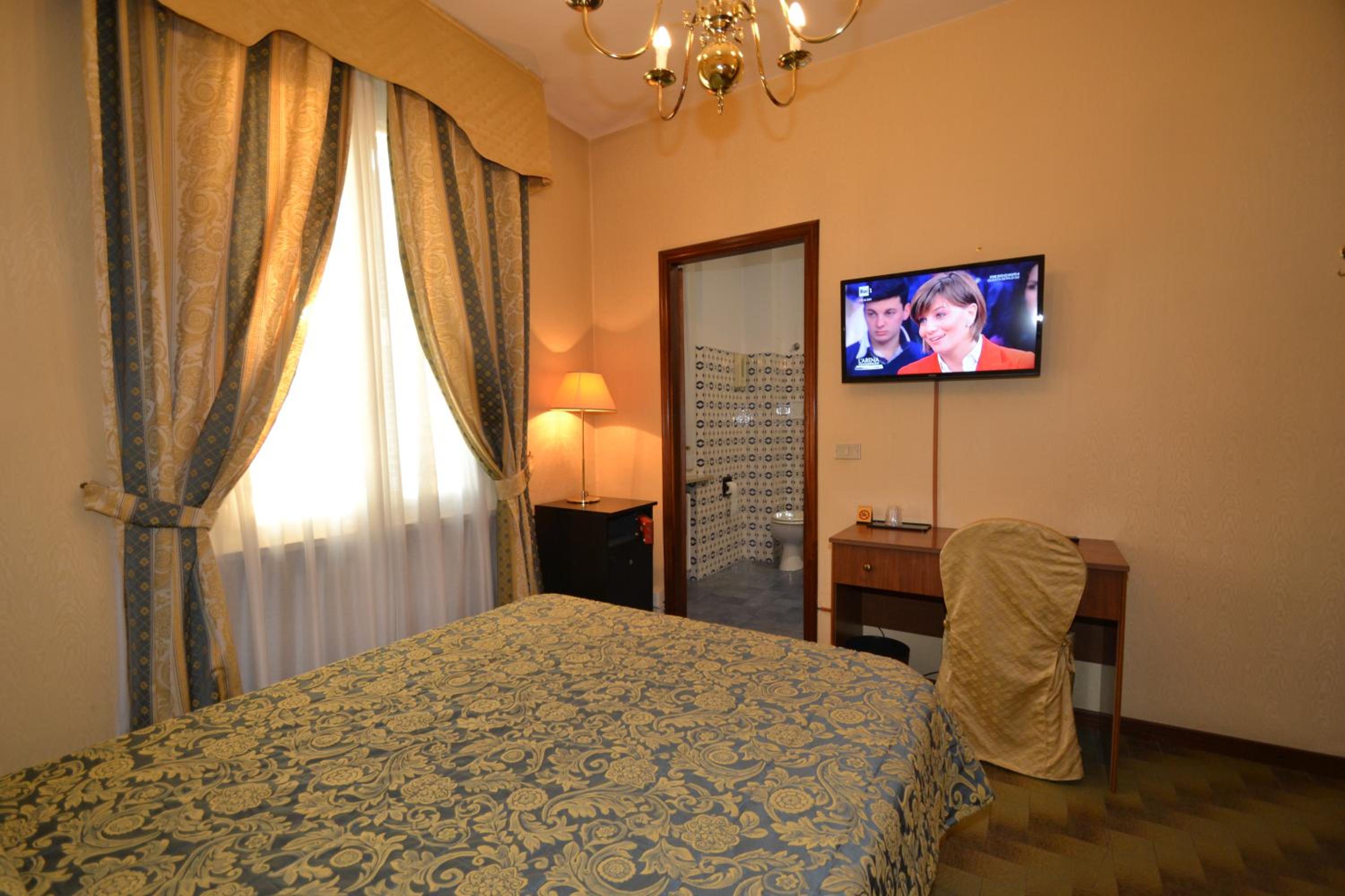 Single Room photo 1