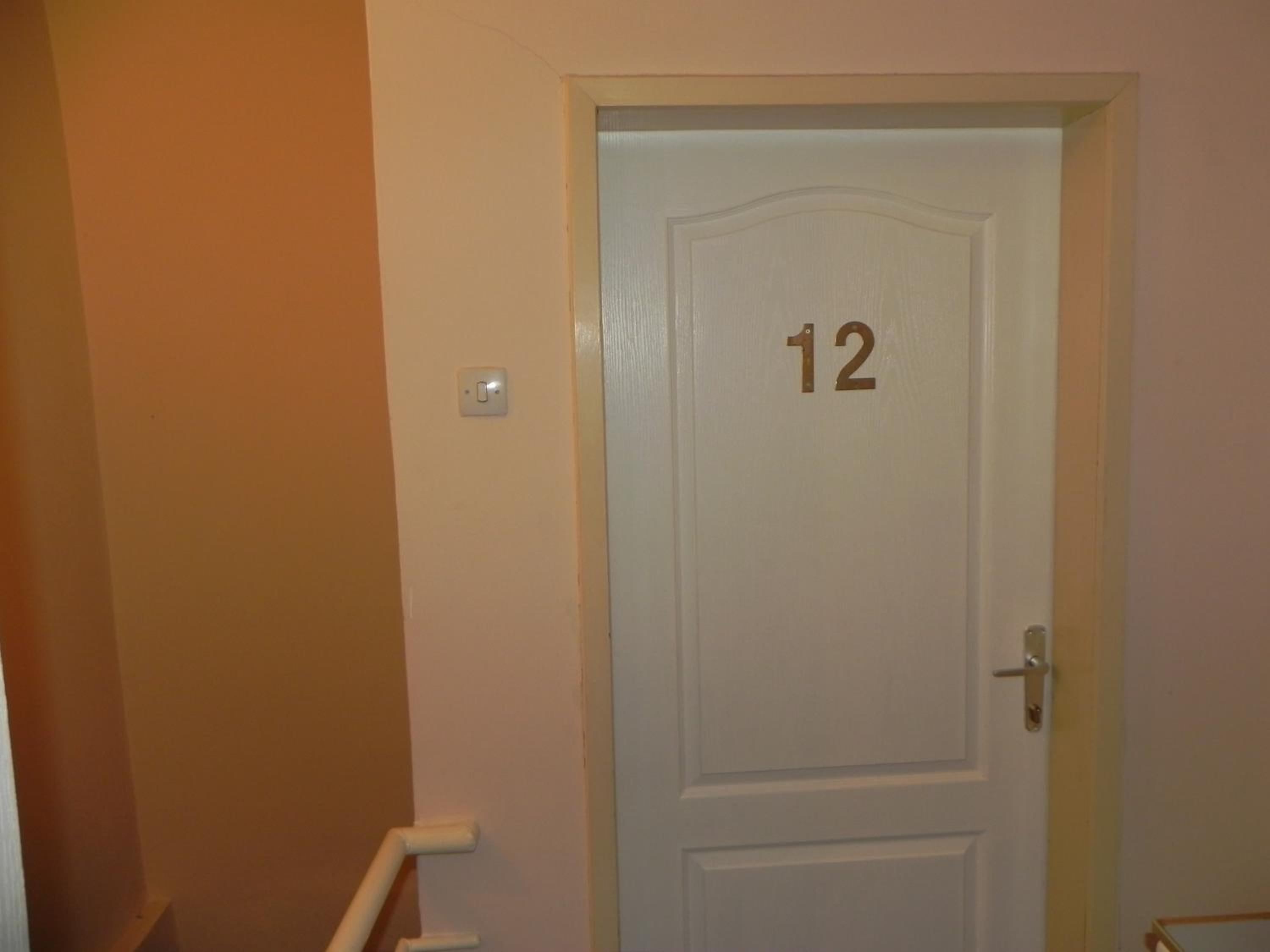 Quadruple Room (4 Adults) photo 3