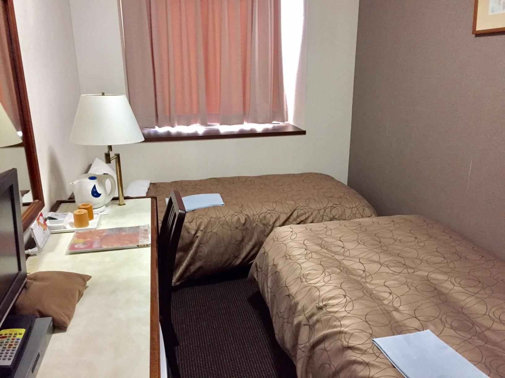 Economy Twin Room - Non-Smoking photo 1