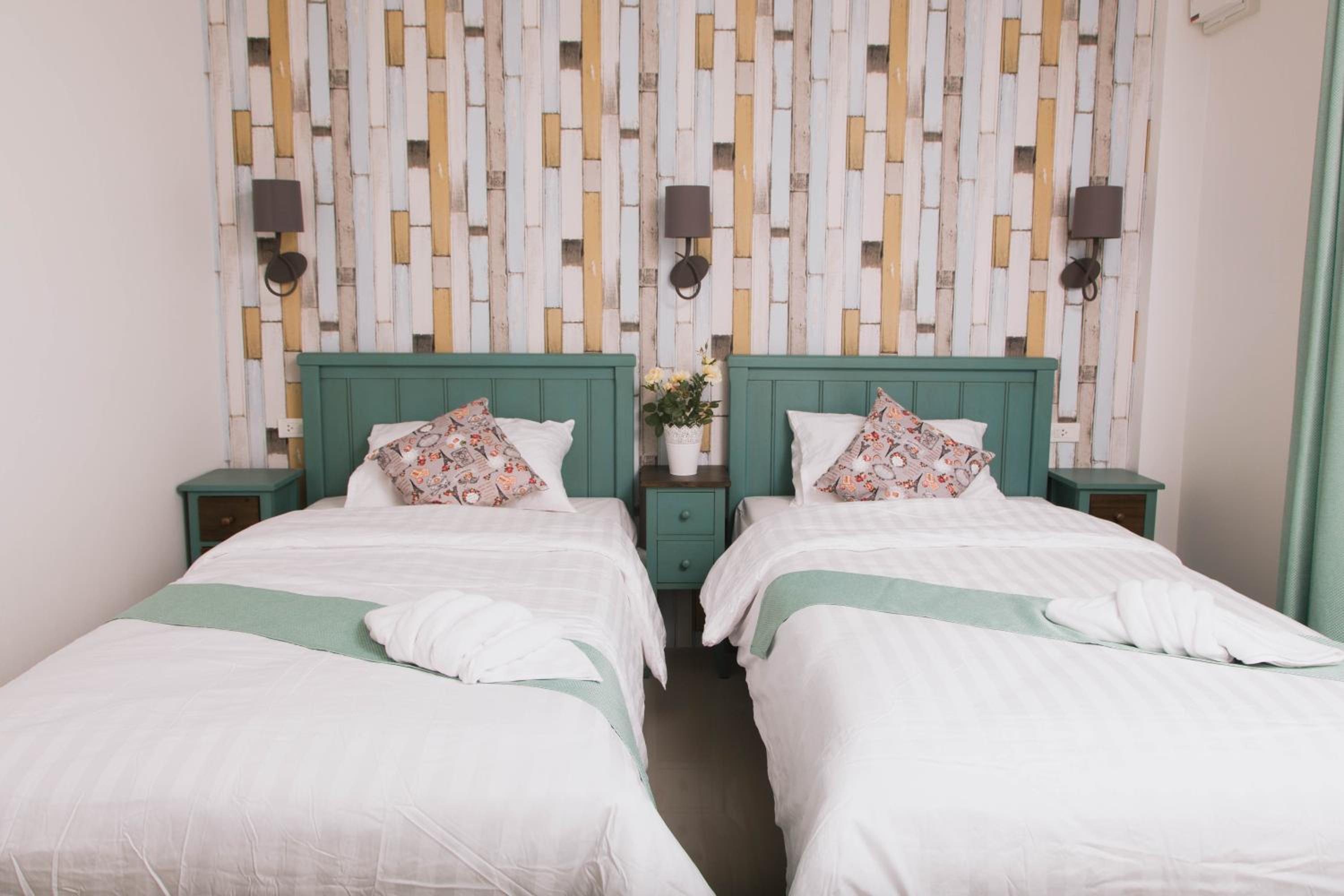 Standard Twin Room photo 2