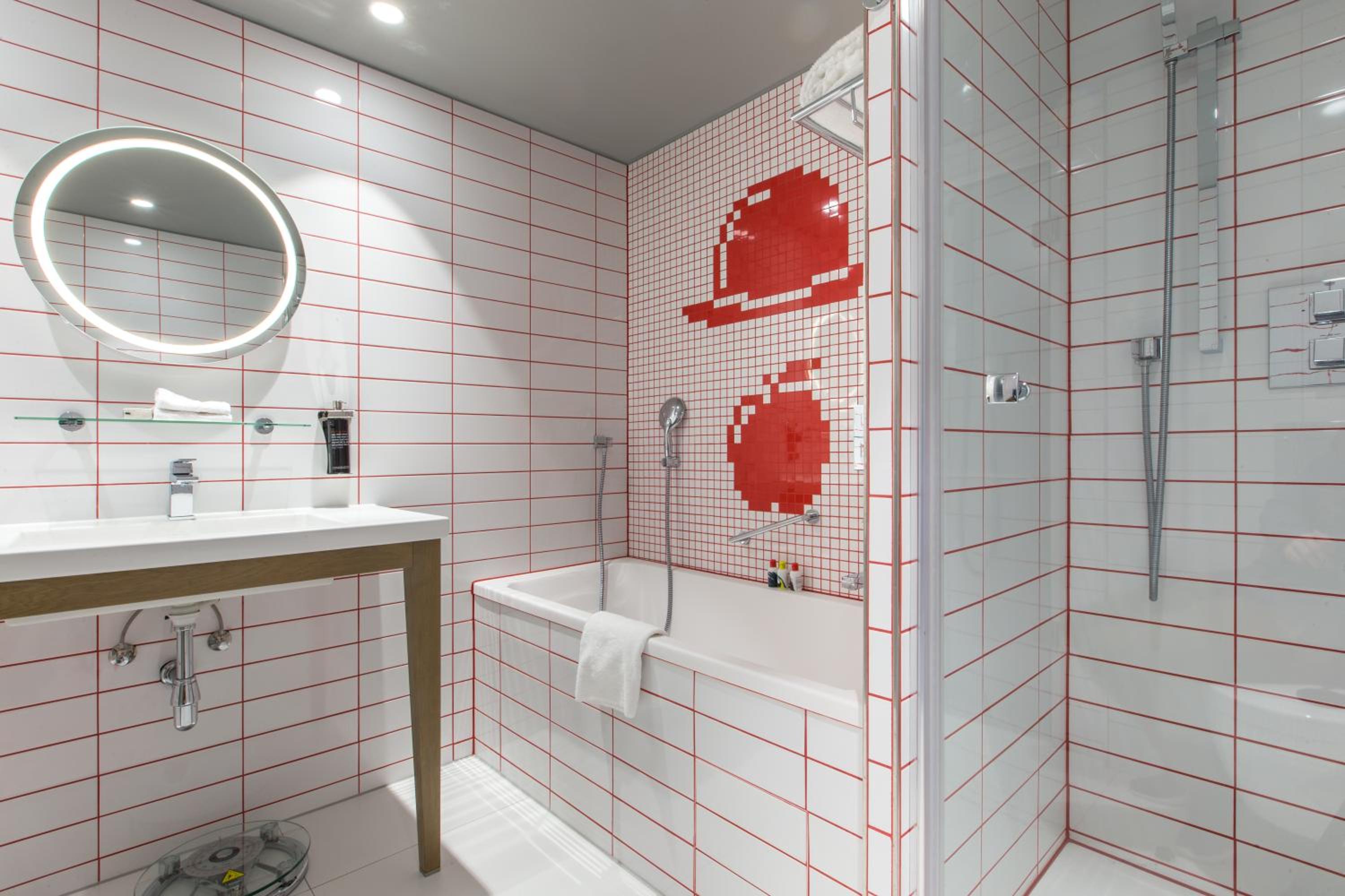 Family Suite - Photo 9