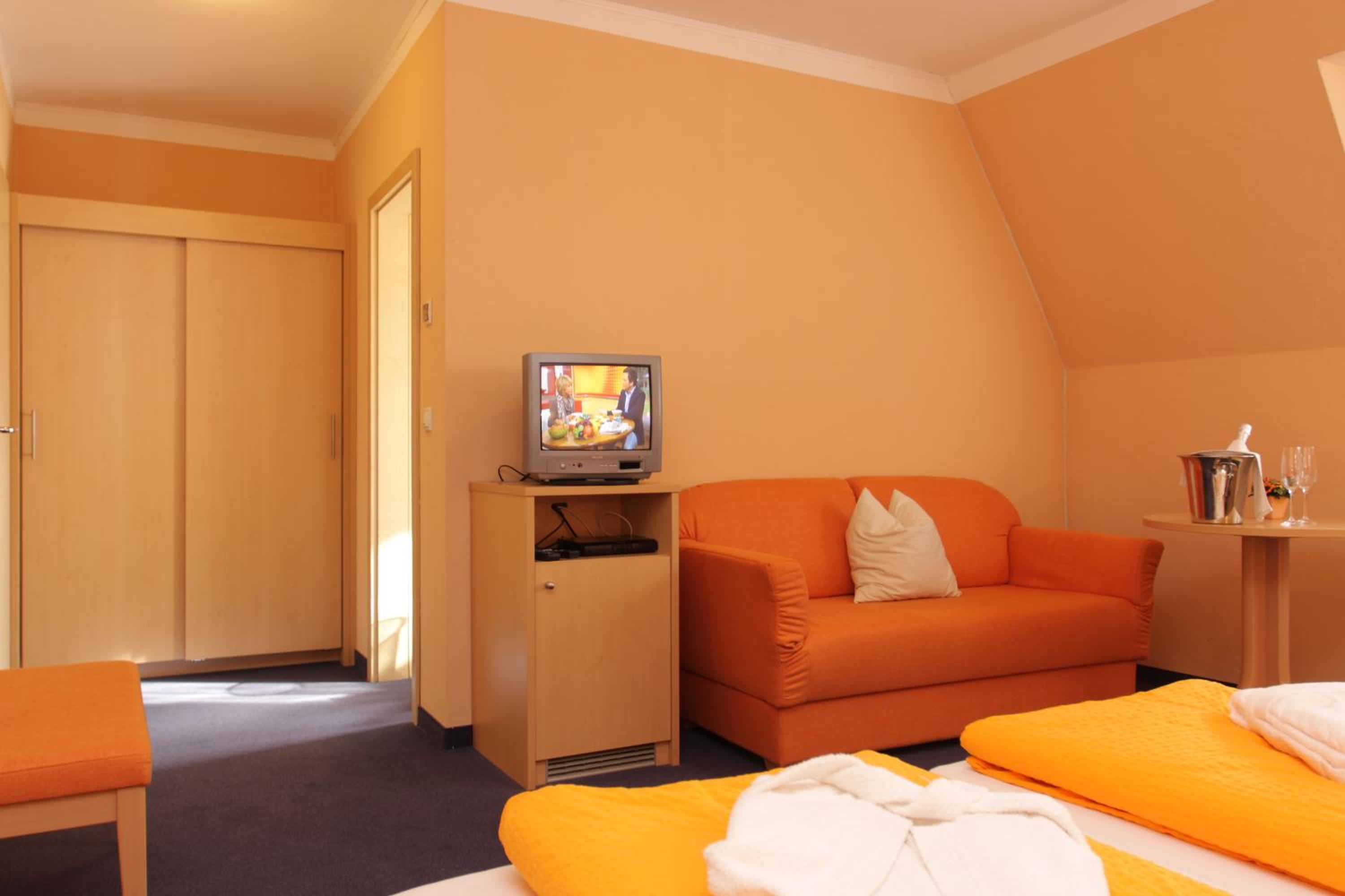 Standard Double Room photo 2